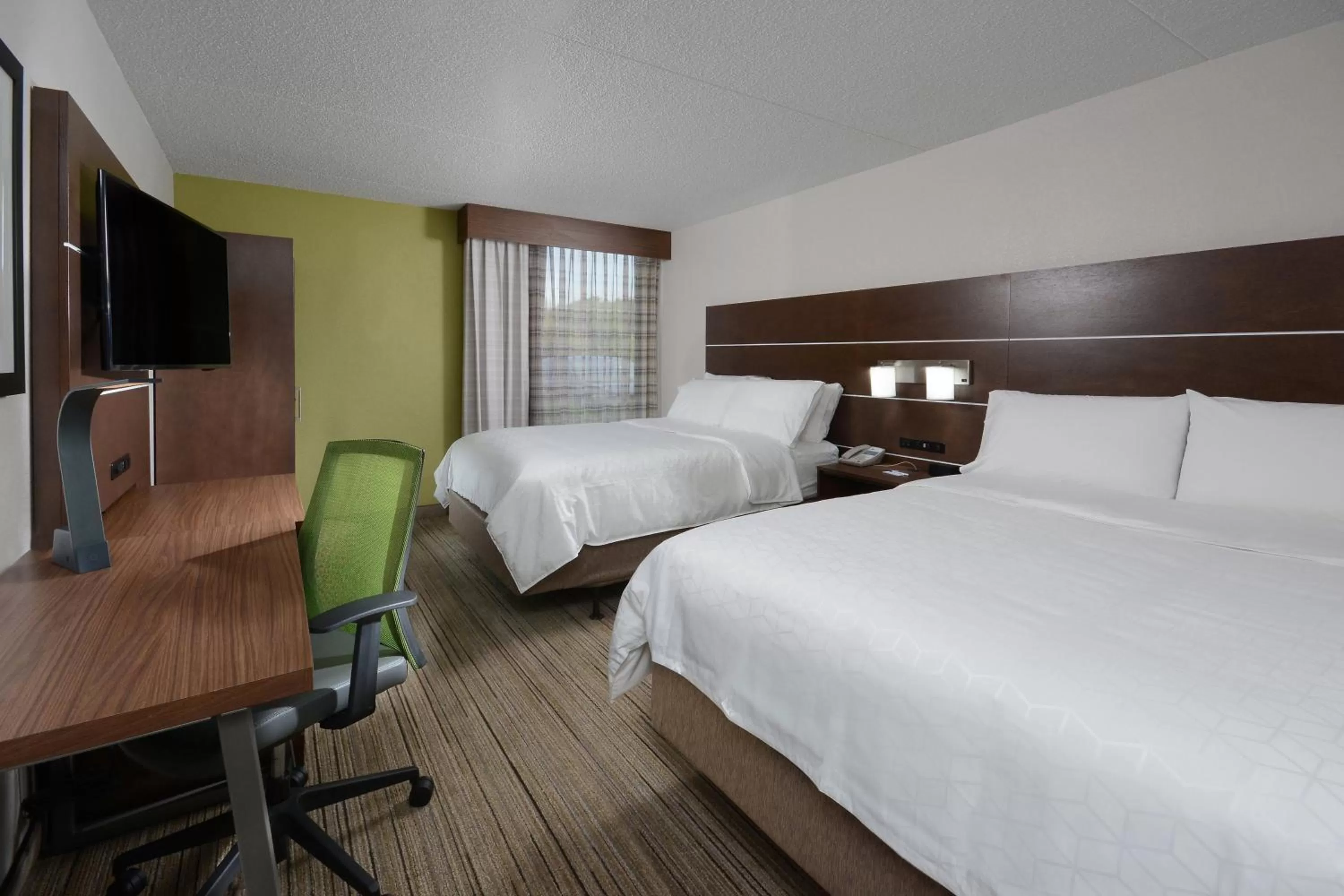 Photo of the whole room, Bed in Holiday Inn Express Danville by IHG