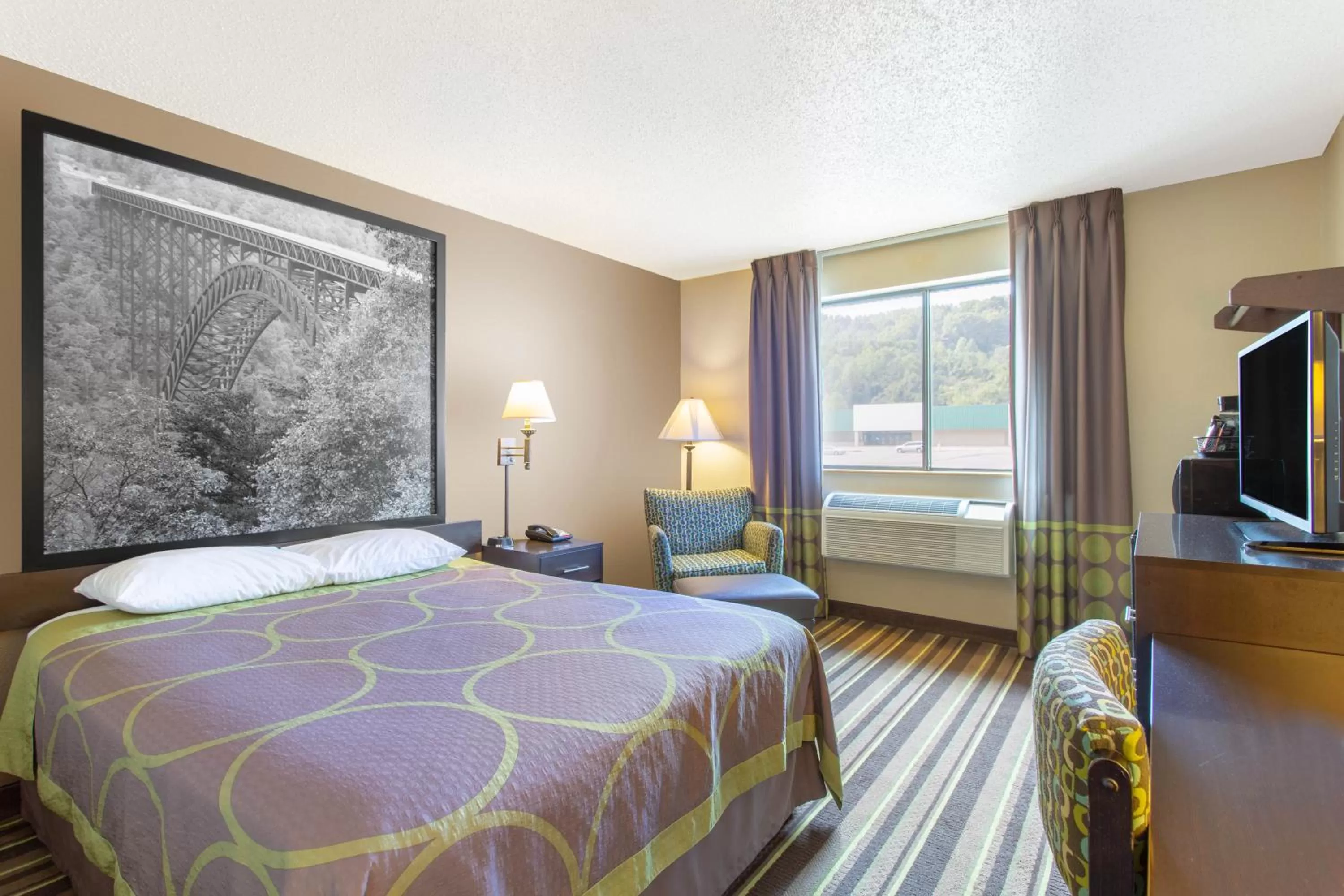 Bed in Super 8 by Wyndham Weston WV