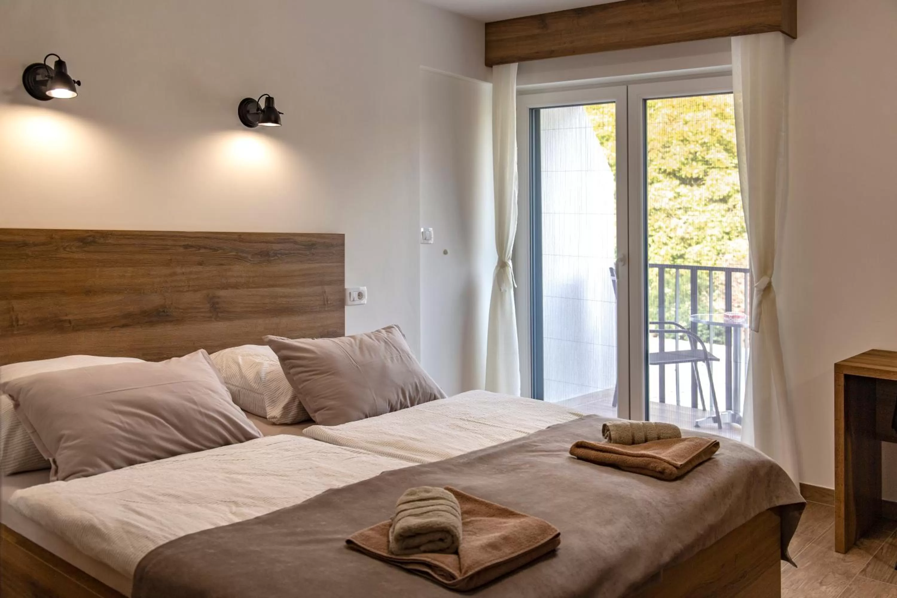 Property building, Bed in Vila Marin Miler