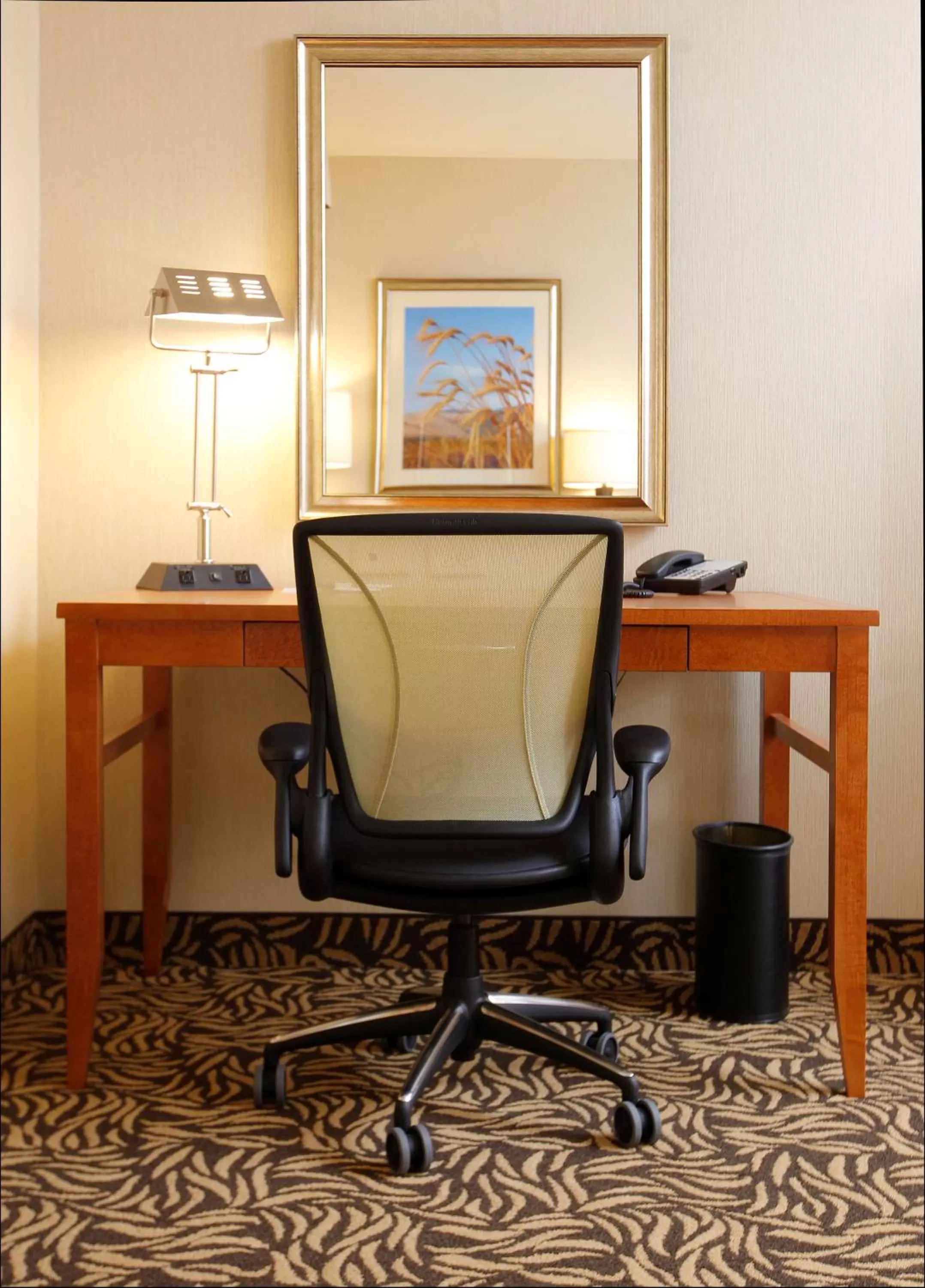 Bedroom in Hilton Garden Inn Cedar Falls Conference Center