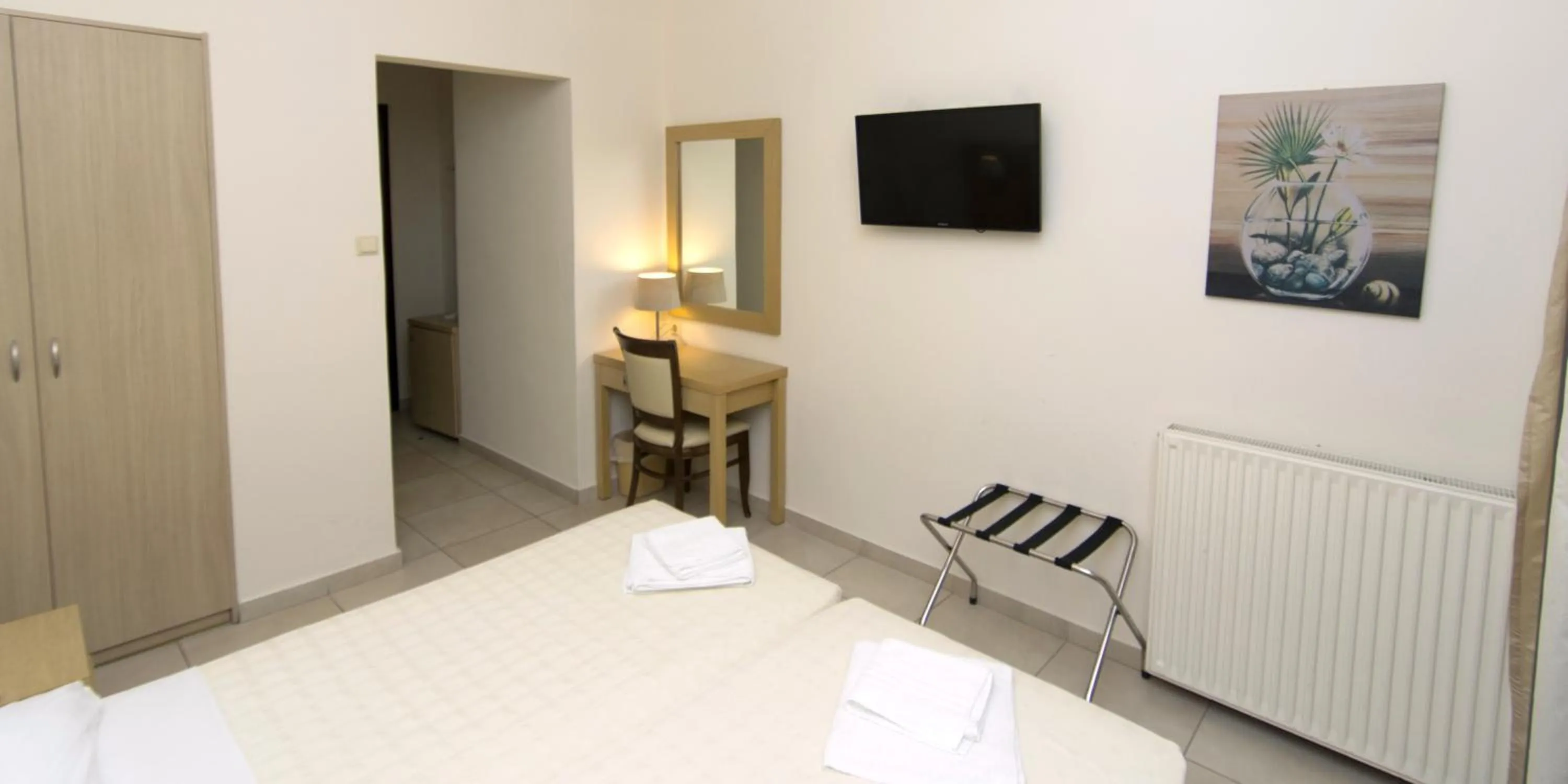 Photo of the whole room in San Nectarios