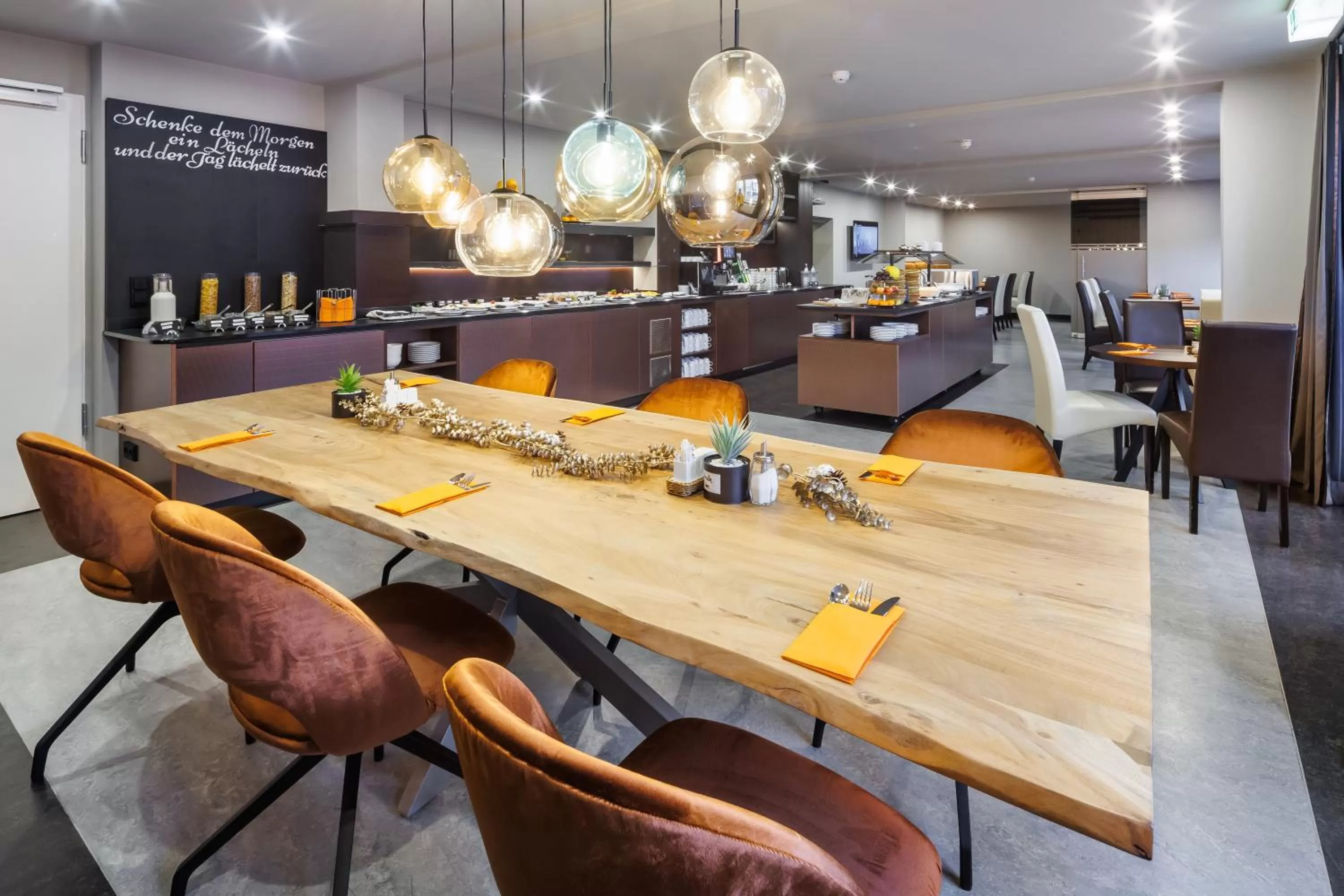 Breakfast in Hotel Lützow