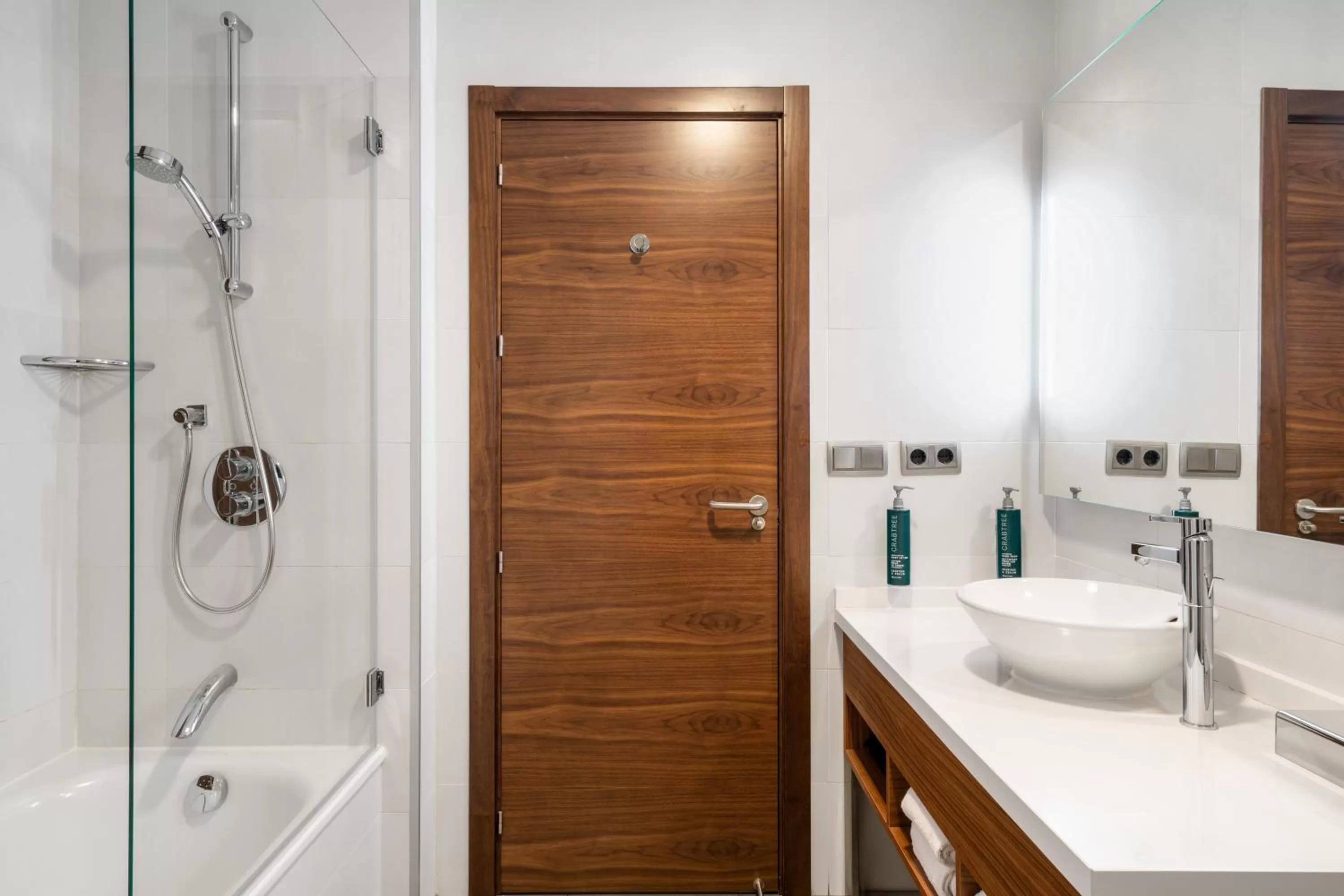 Bathroom in Hilton Garden Inn Sevilla