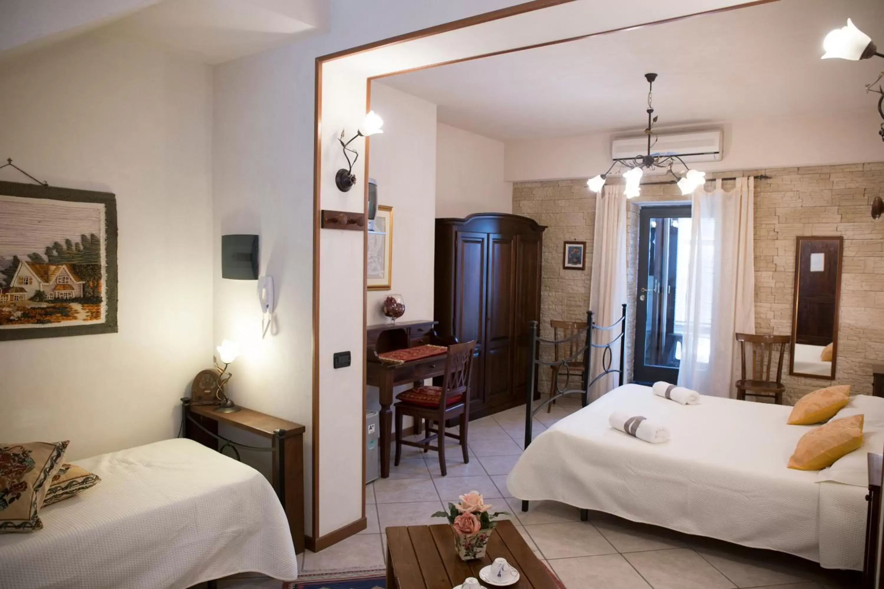 Standard Quadruple Room in Casa al Centro Storico Standard Quadruple Room in Casa al Centro Storico