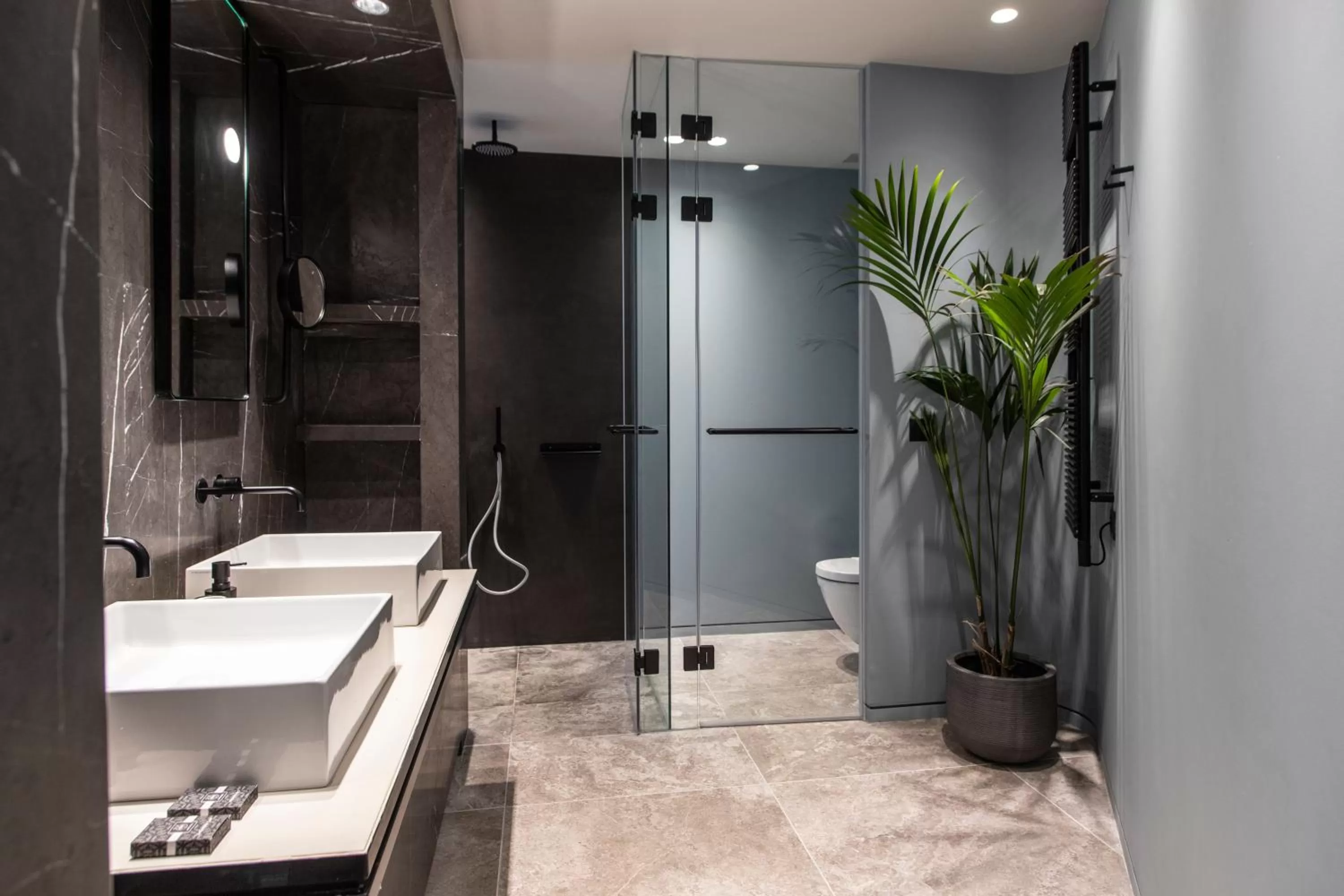 Shower in Perianth Hotel, a Member of Design Hotels
