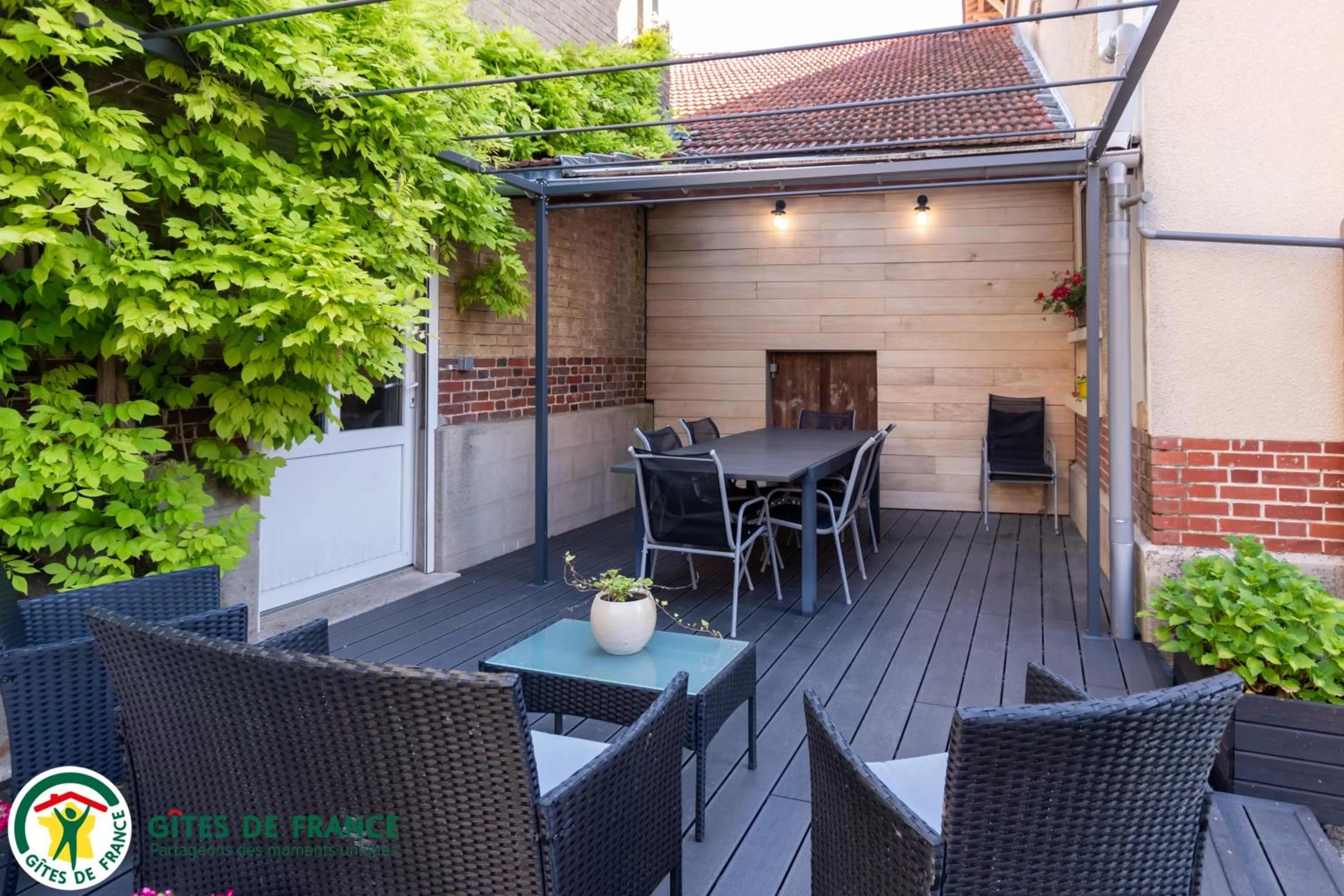 Patio/Outdoor Area in LA GOUTTE D'OR