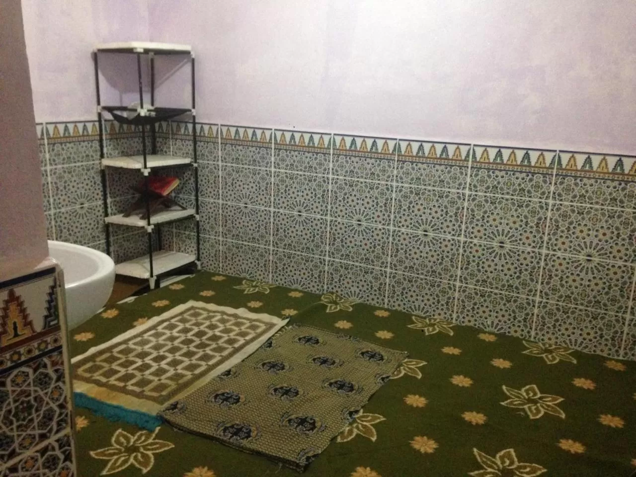 Bathroom in Hotel El ghazi