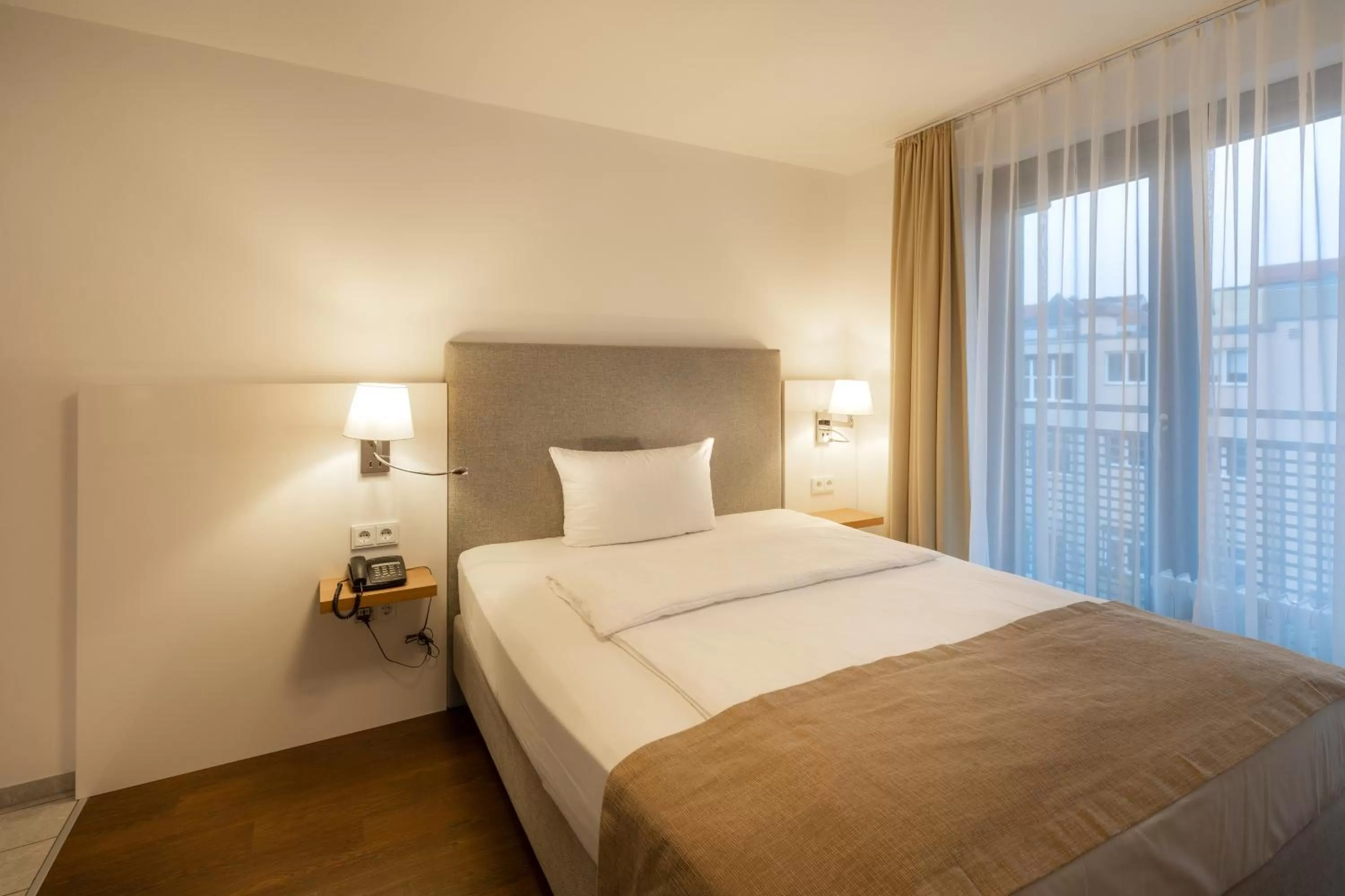 Bed in Downtown Vi Vadi Hotel