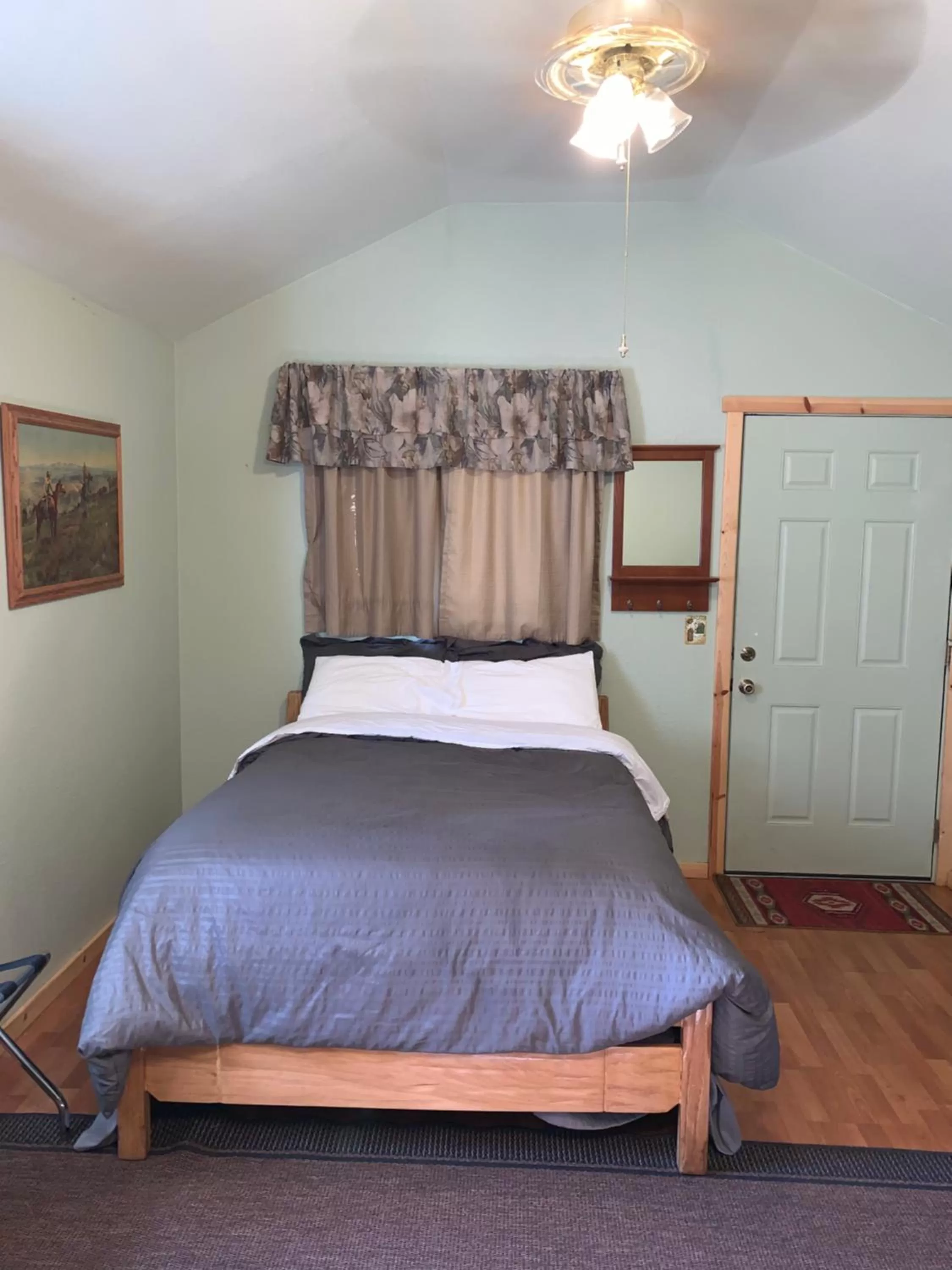 Bed in Glacier Haven Inn