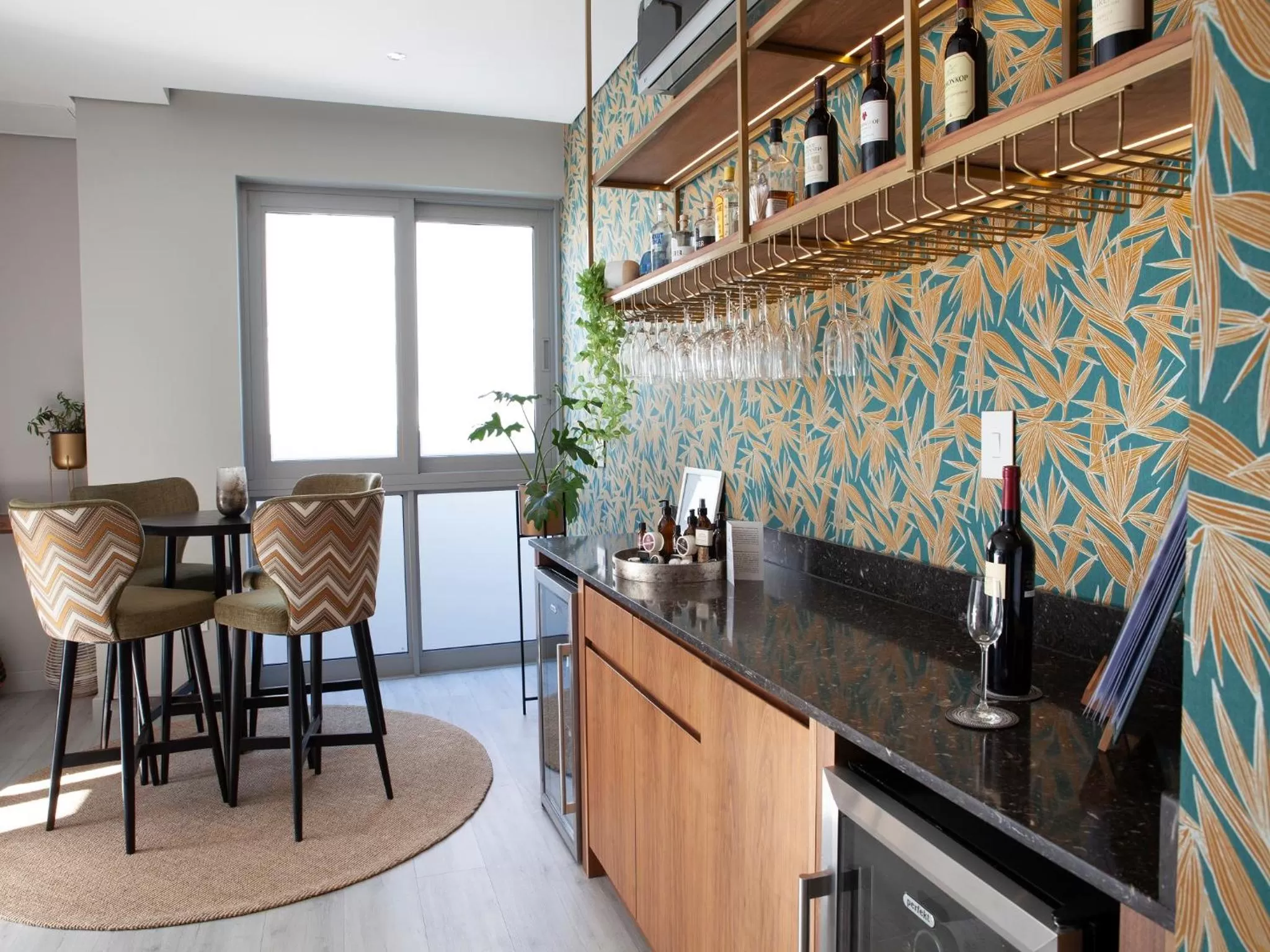 Restaurant/places to eat in Zest Boutique Hotel by The Living Journey Collection