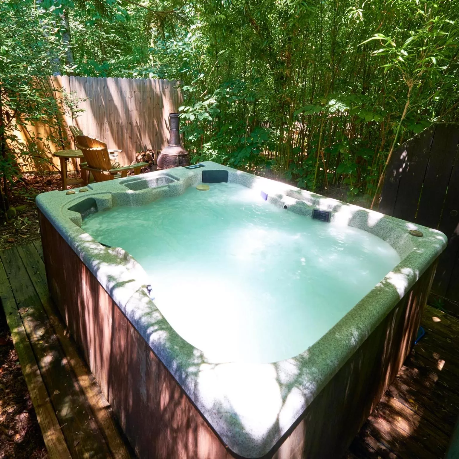 Creekwalk Inn Bed and Breakfast with Cabins