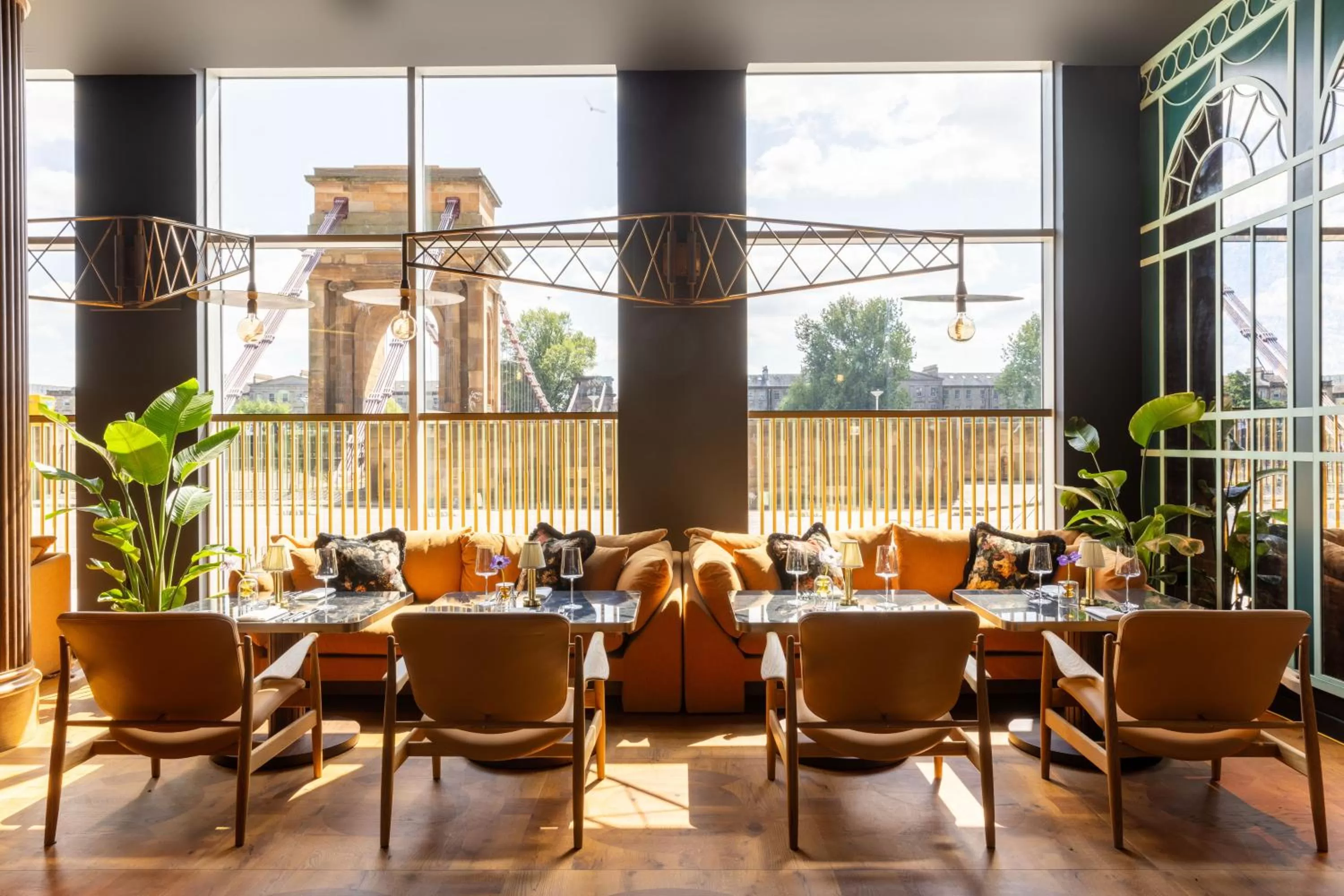 Restaurant/Places to Eat in Virgin Hotels Glasgow