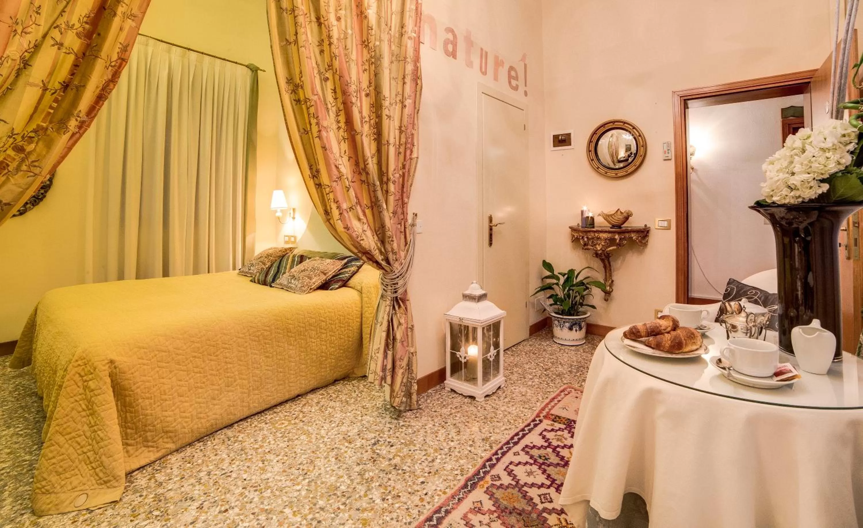 Photo of the whole room in Ca' della Corte