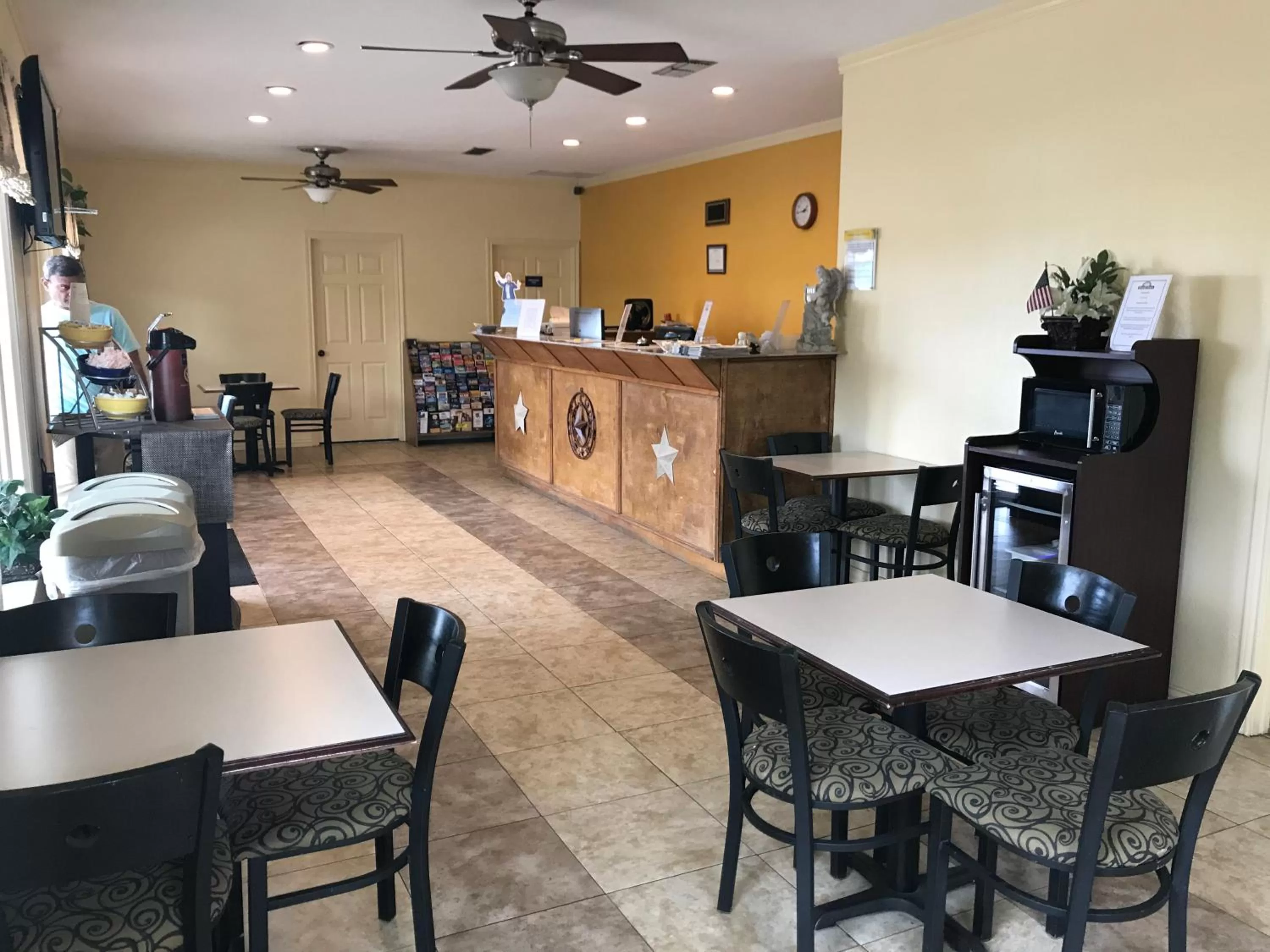 Days Inn by Wyndham Gainesville