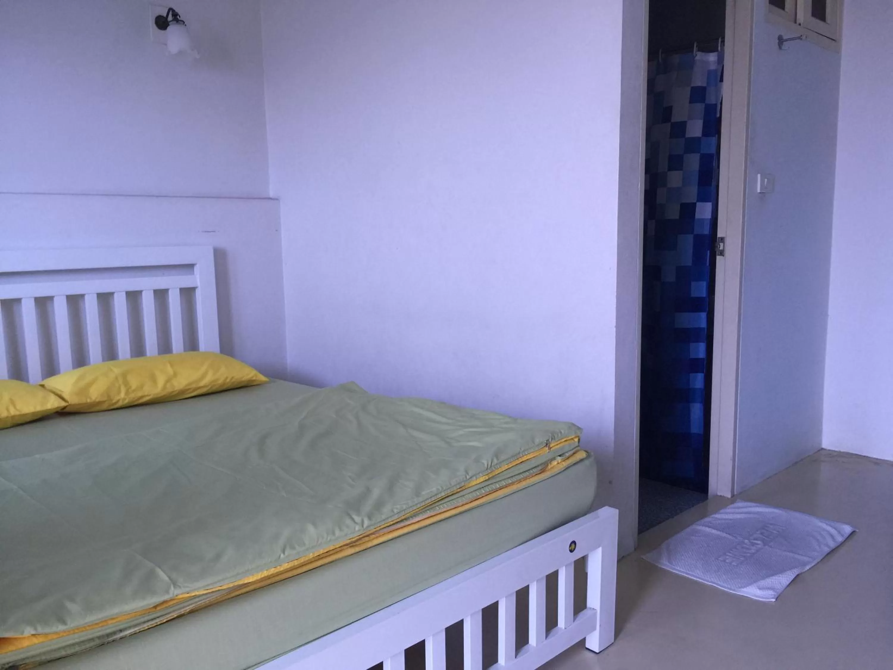 Bedroom, Bed in Roof View Place