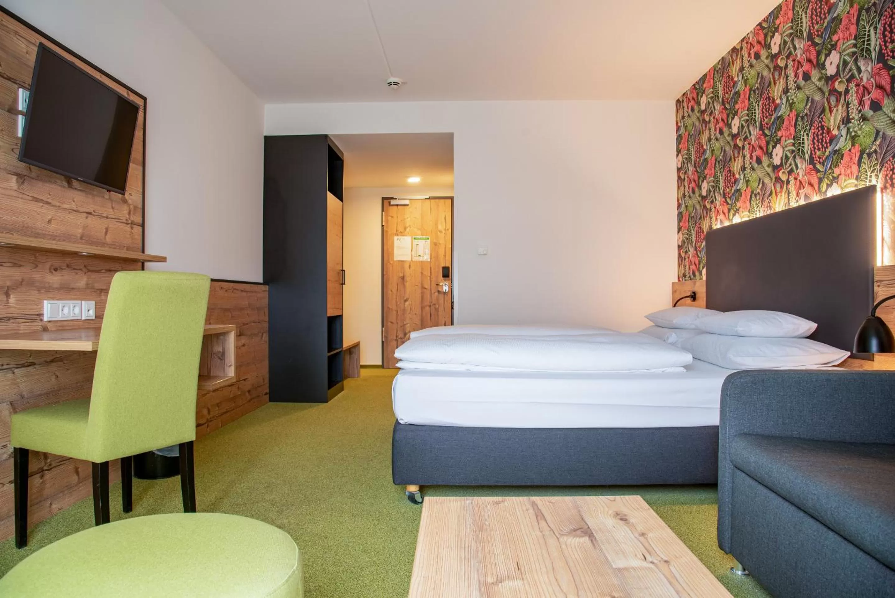 Bed in Alb Inn - Hotel & Apartments