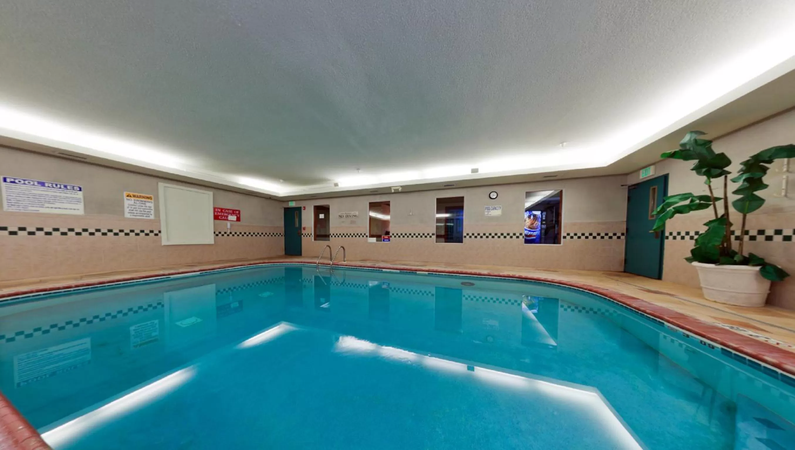 Swimming pool in Country Inn & Suites by Radisson, Michigan City, IN