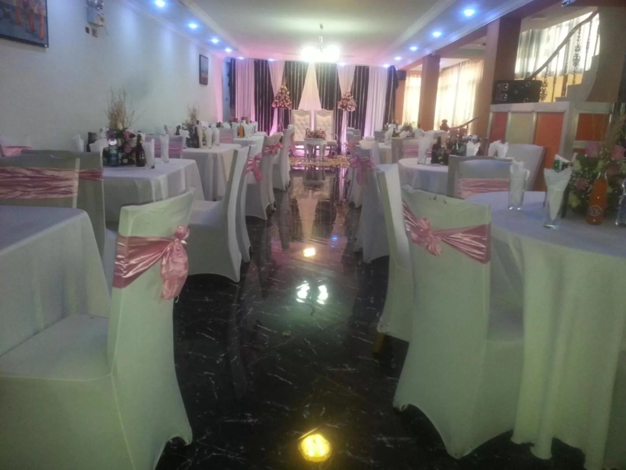 Restaurant/places to eat, Banquet Facilities in North Addis Hotel