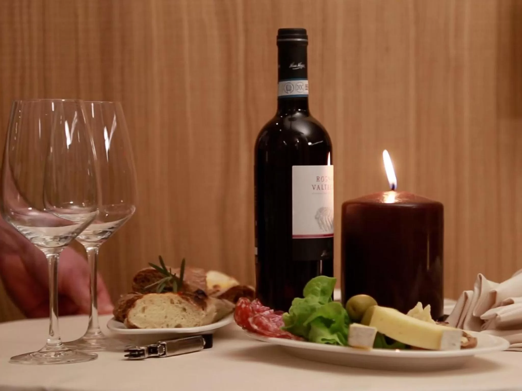 Bedroom in Locanda Black and White Sondrio