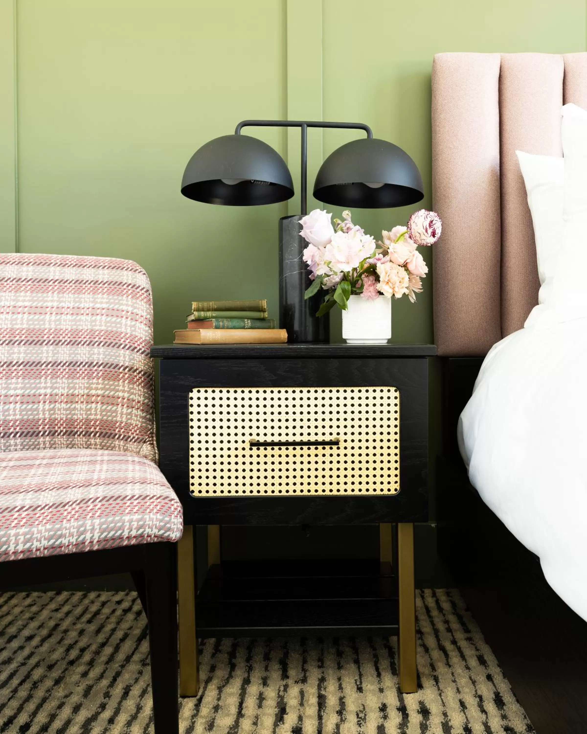 Decorative detail, Bed in Hotel Thaxter