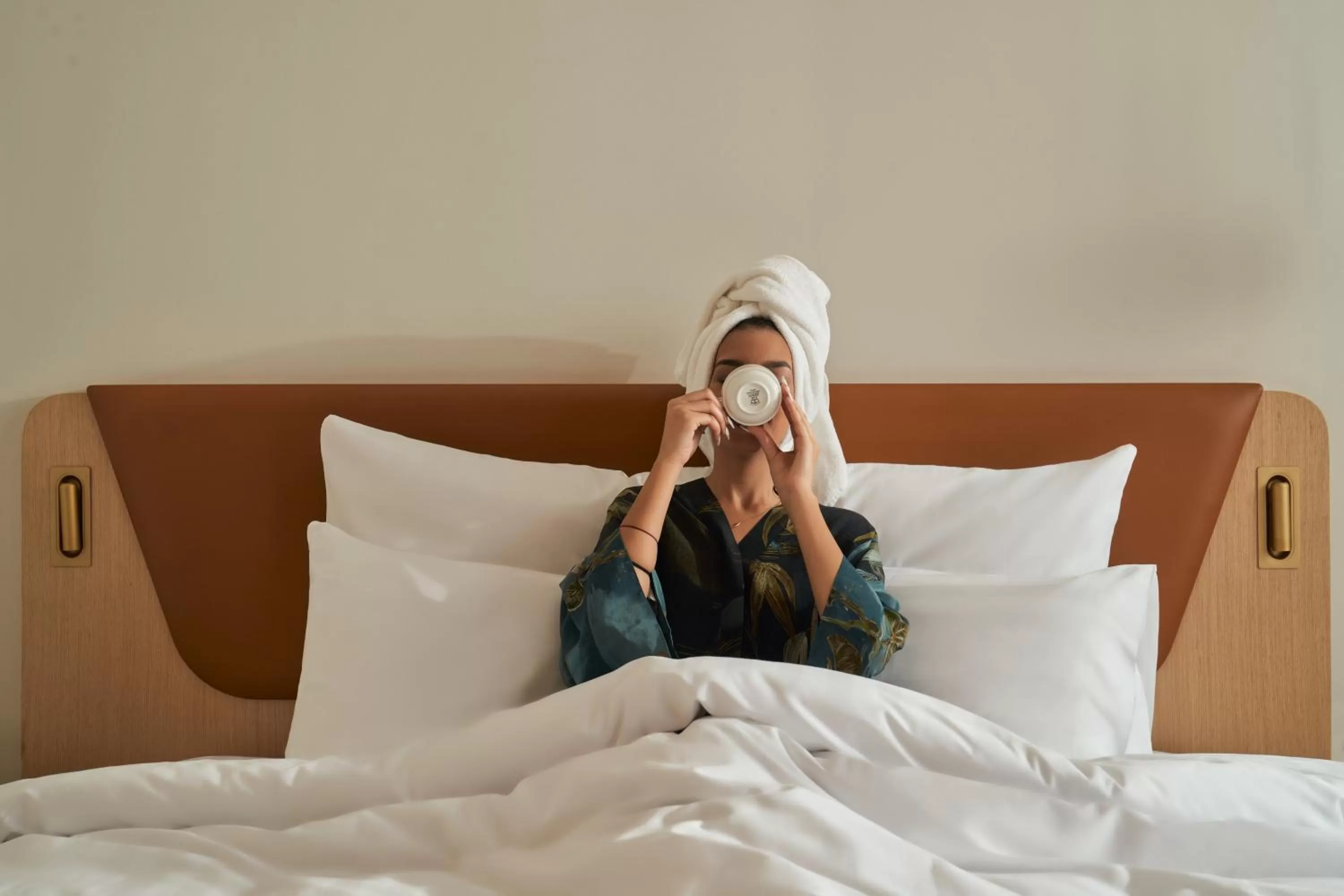 People, Bed in Novotel Jumeirah Village Triangle