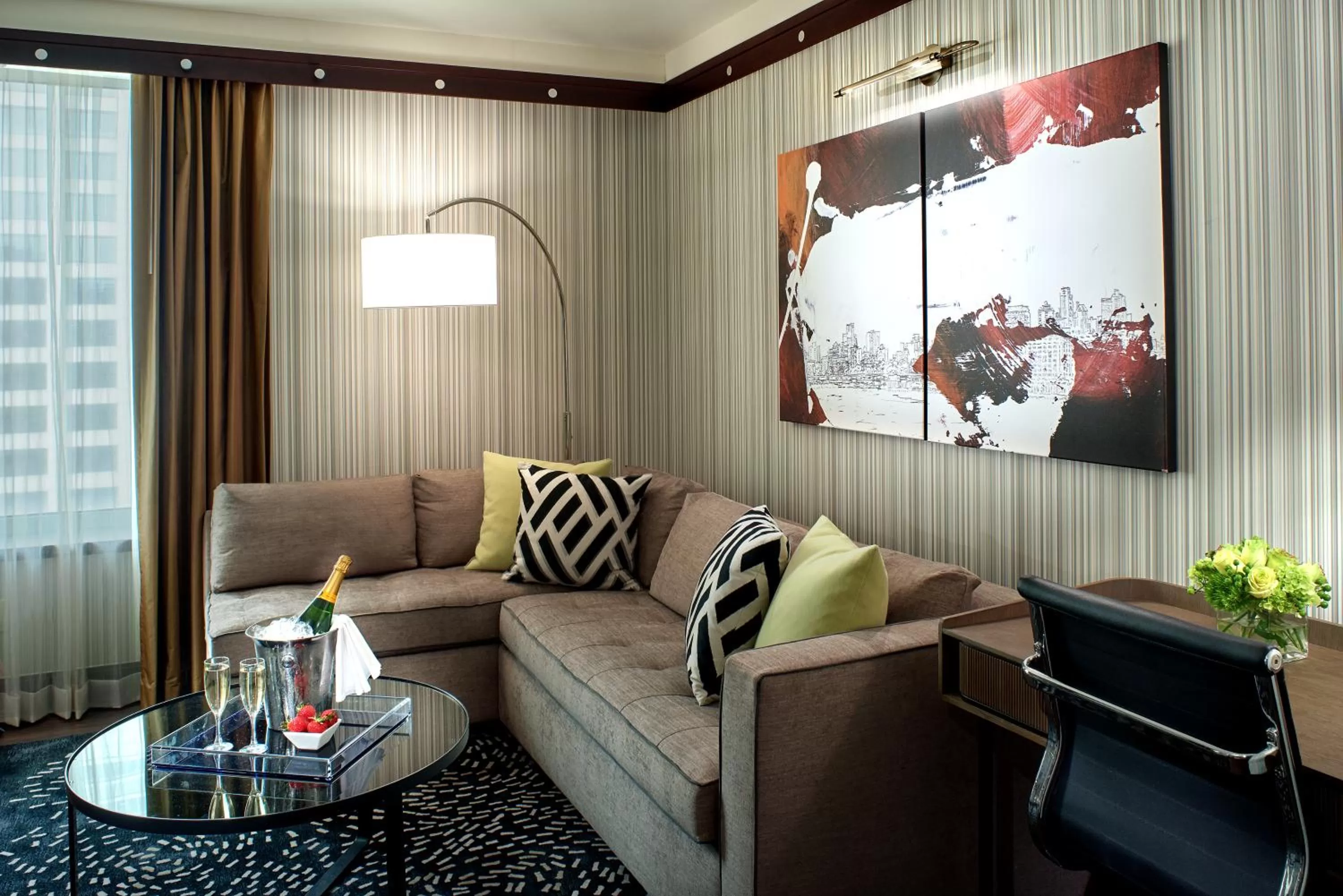 Living room in Sofitel Philadelphia at Rittenhouse Square