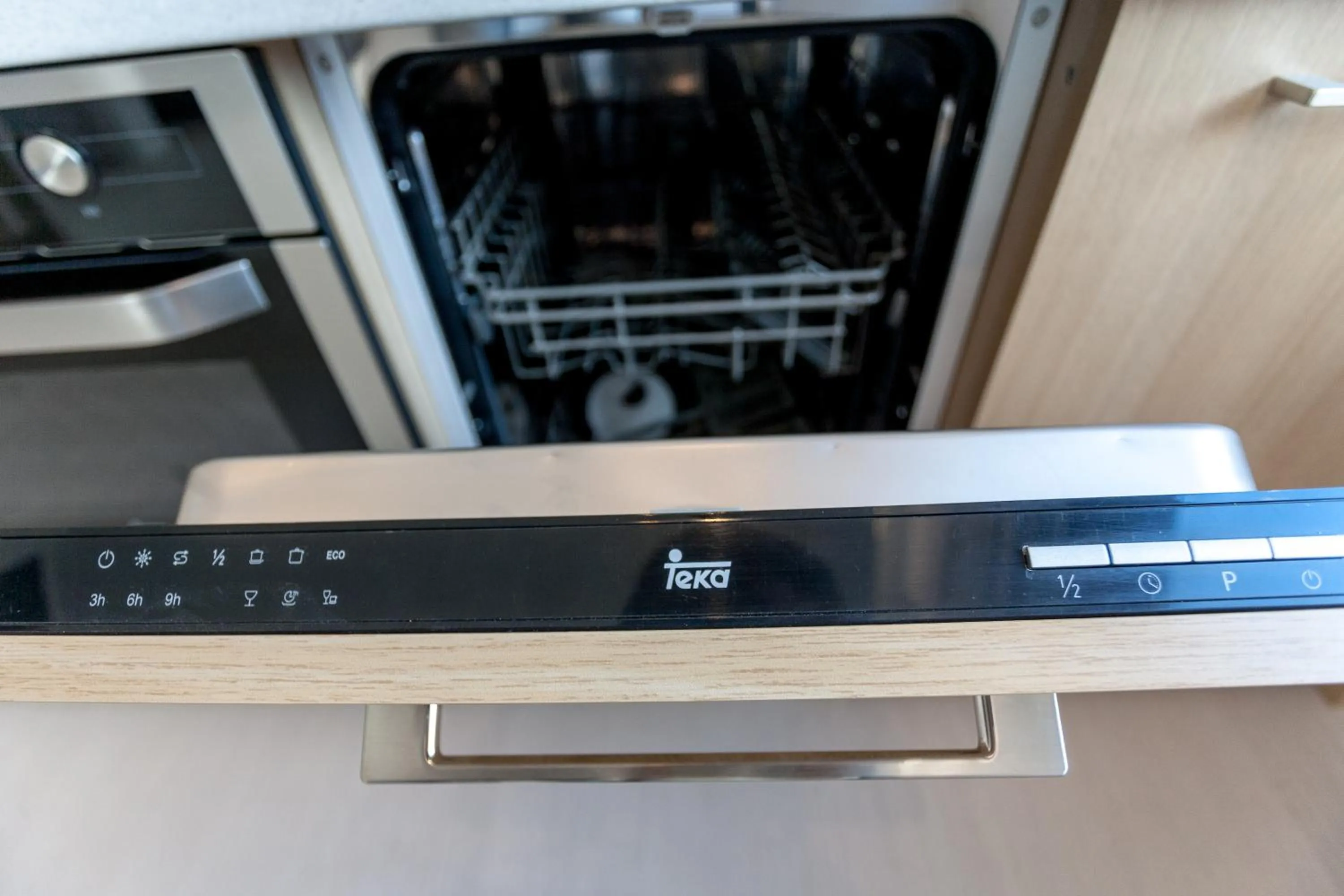 Kitchen or kitchenette in GRANO APARTMENTS Gdańsk Motława SPA & Wellness