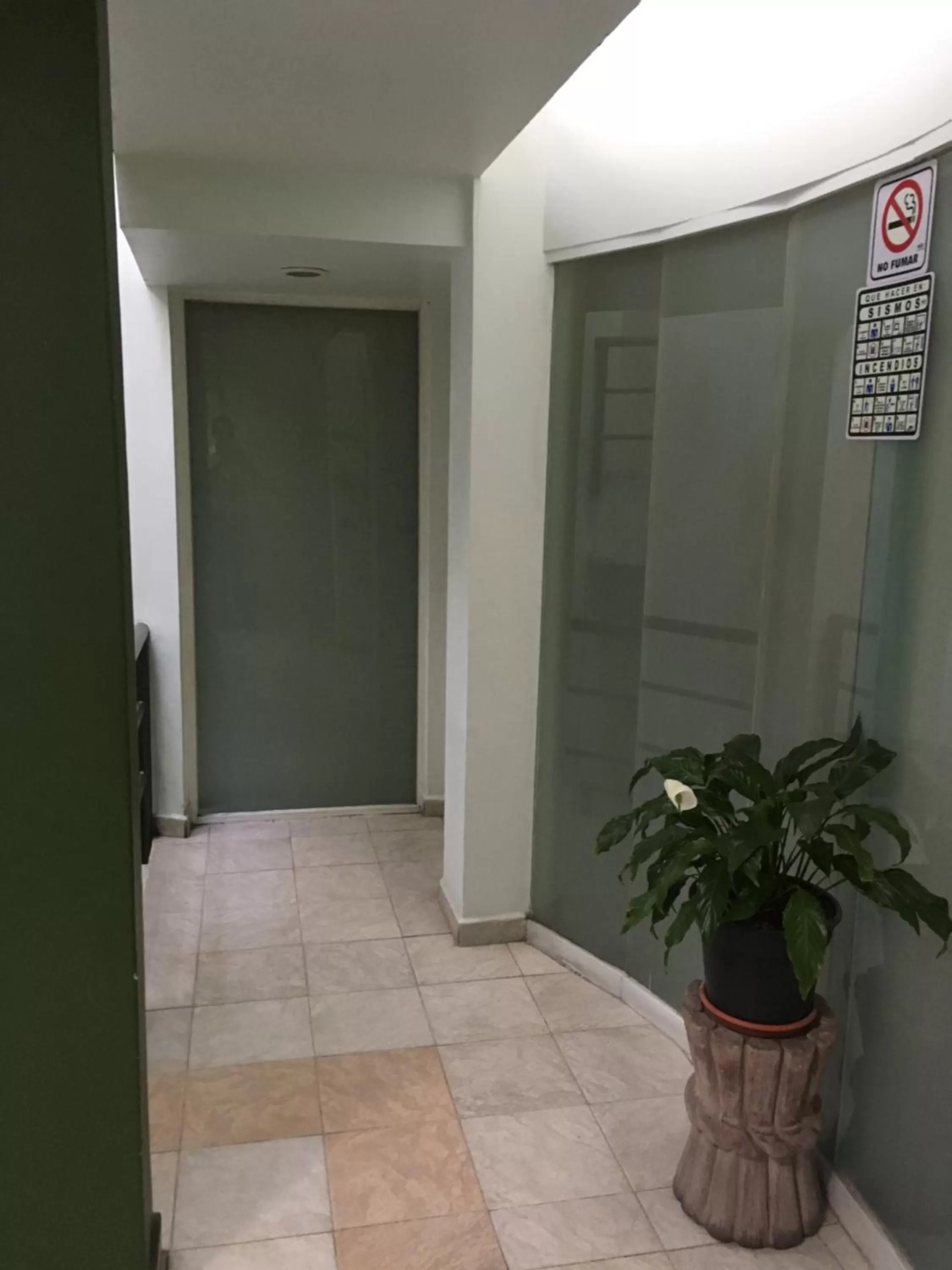 Area and facilities in Grupo Kings Suites - Bosques de Duraznos 78