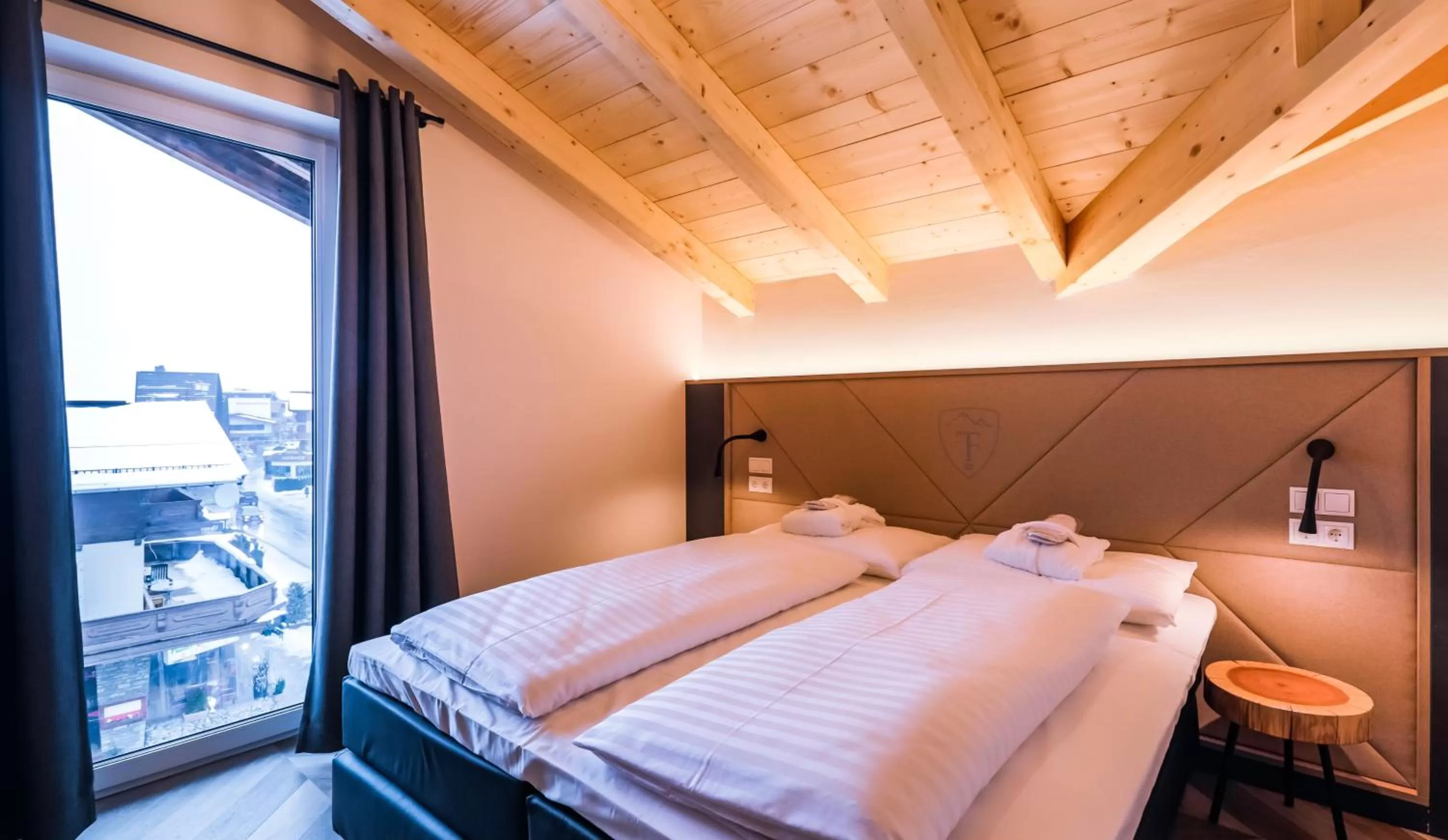 Bedroom, Bed in 24 by AvenidA - Mountain Hotel