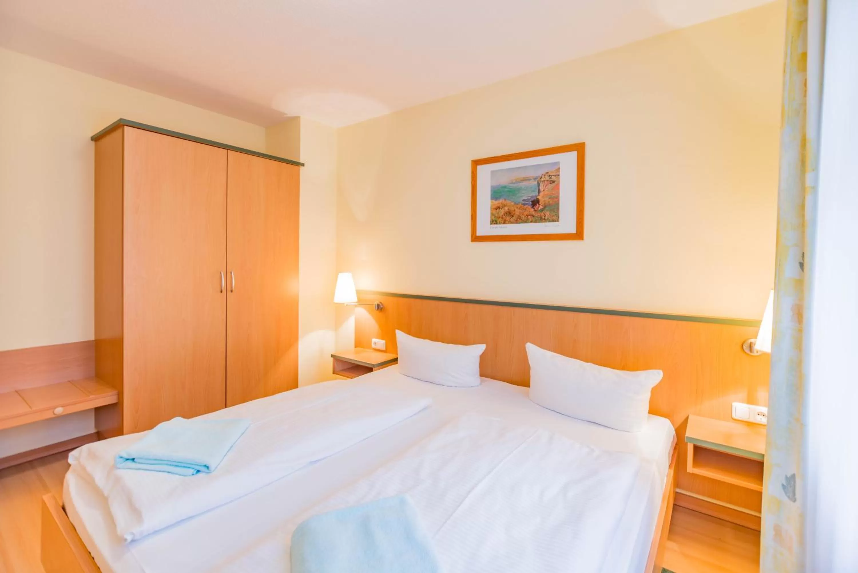 Photo of the whole room, Bed in Am Weststrand Apartmenthaus Waldeck