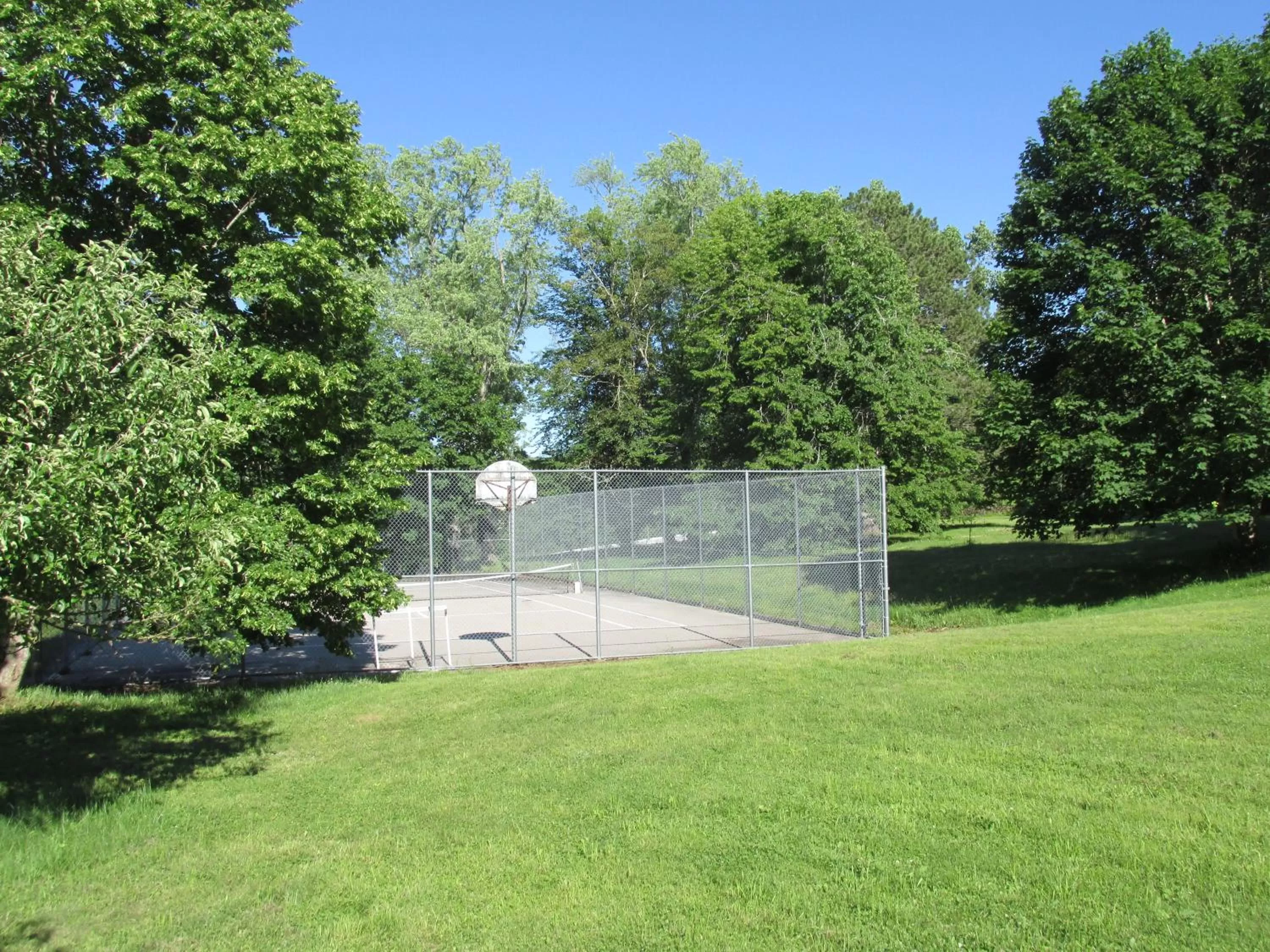 Other Activities in Burnbrae Farm & Paradise Inn