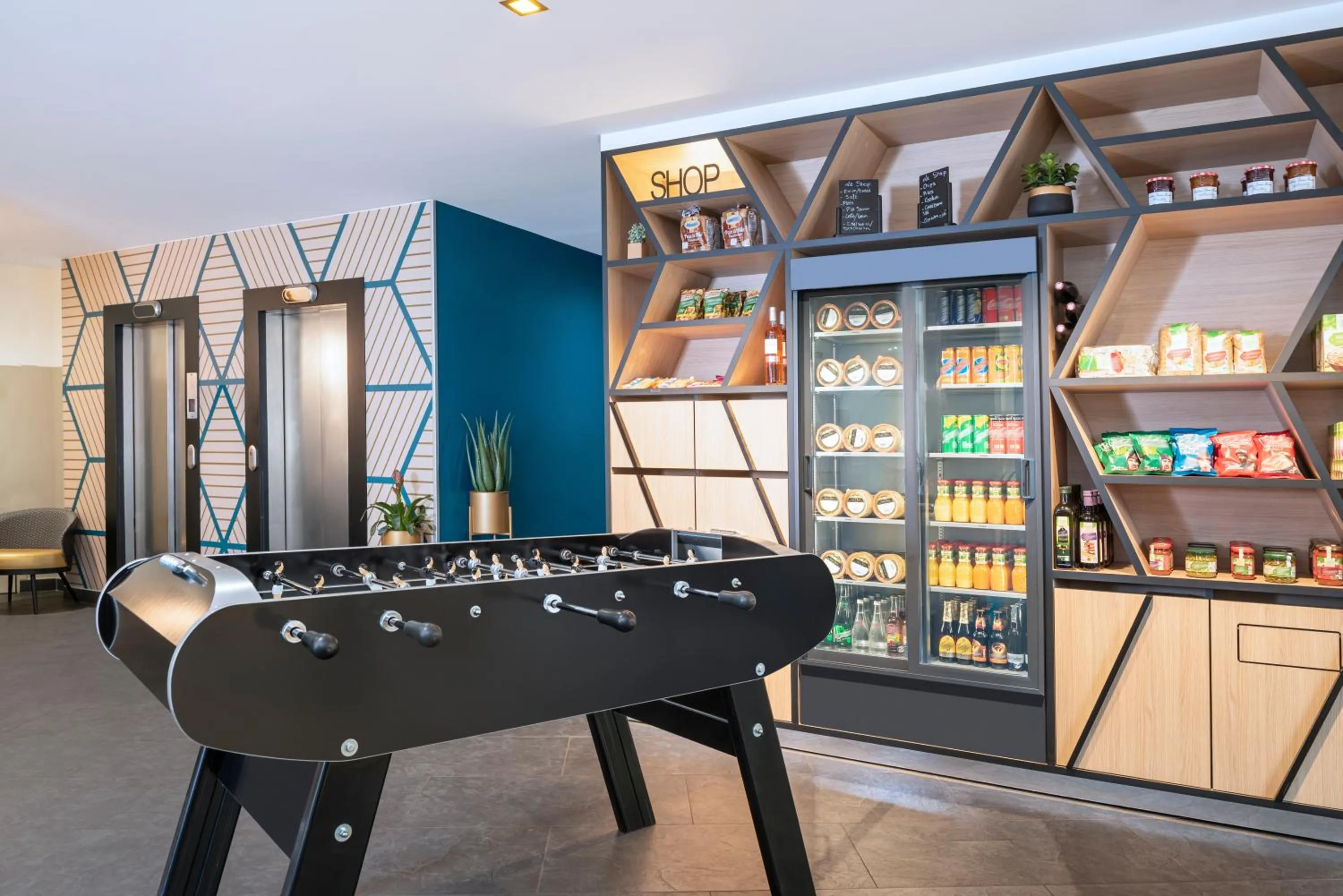 Lobby or reception in Aparthotel Adagio Paris Montrouge