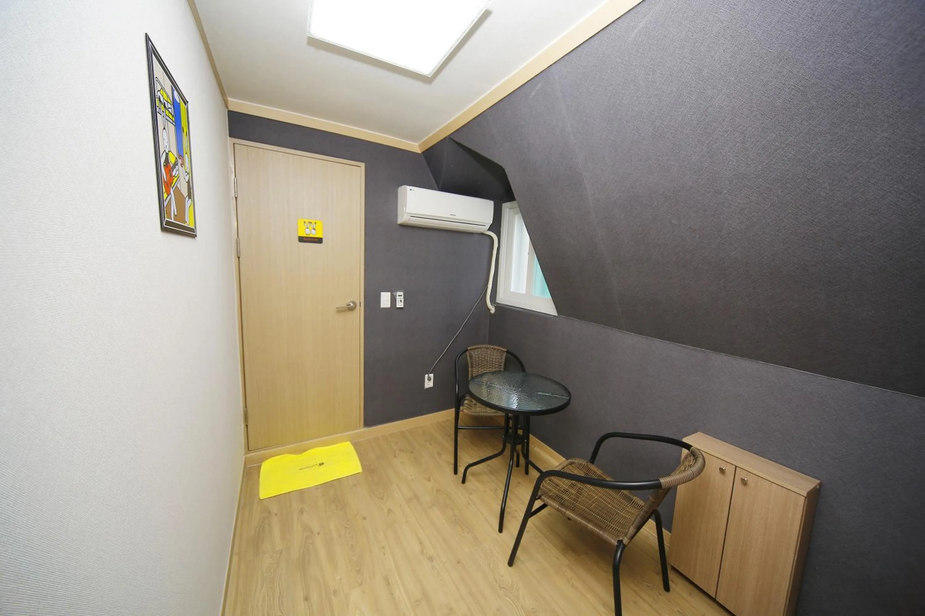 Seating area in 24 Guesthouse KyungHee University