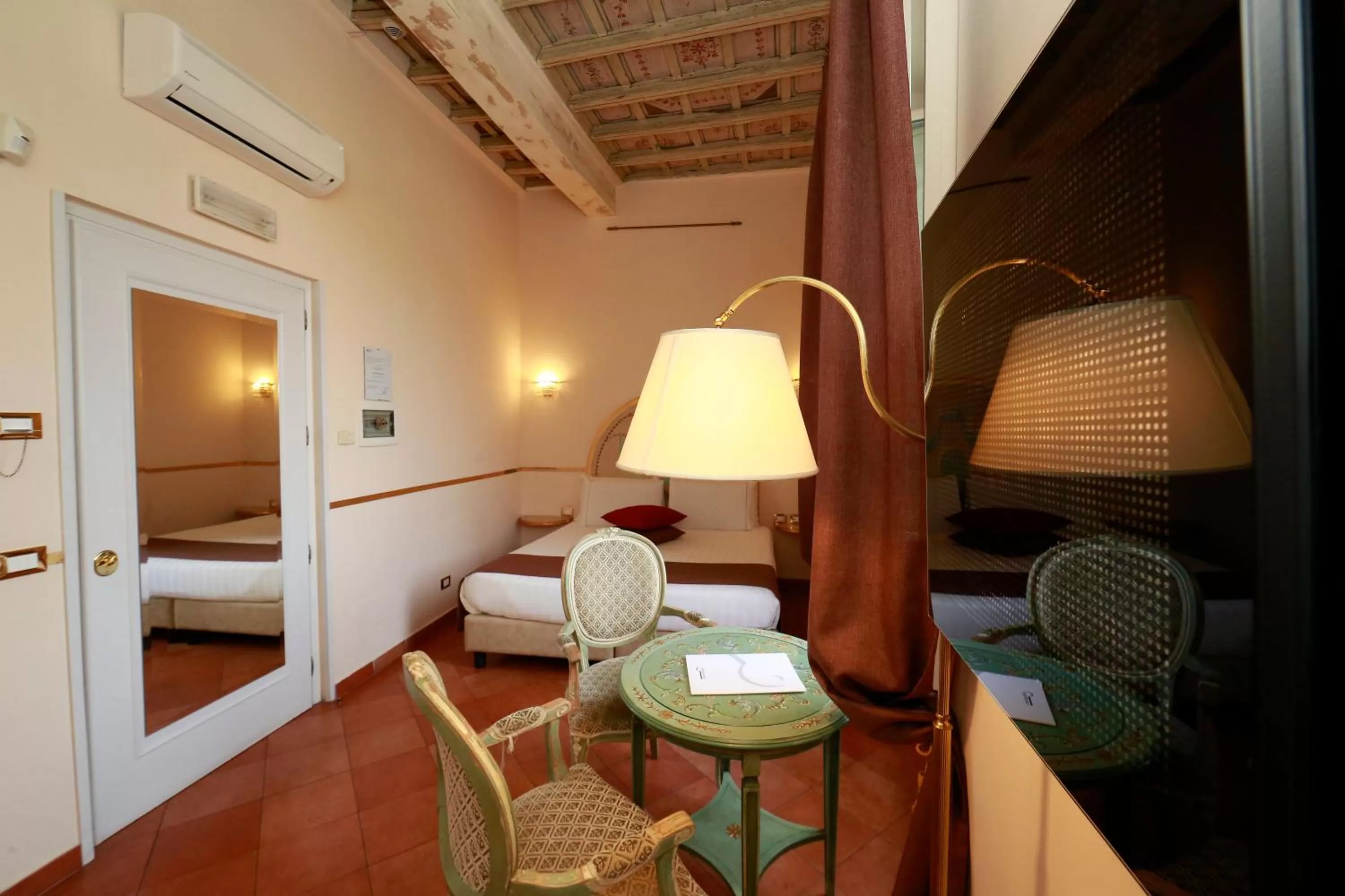 Bed in Residenza Gens Julia