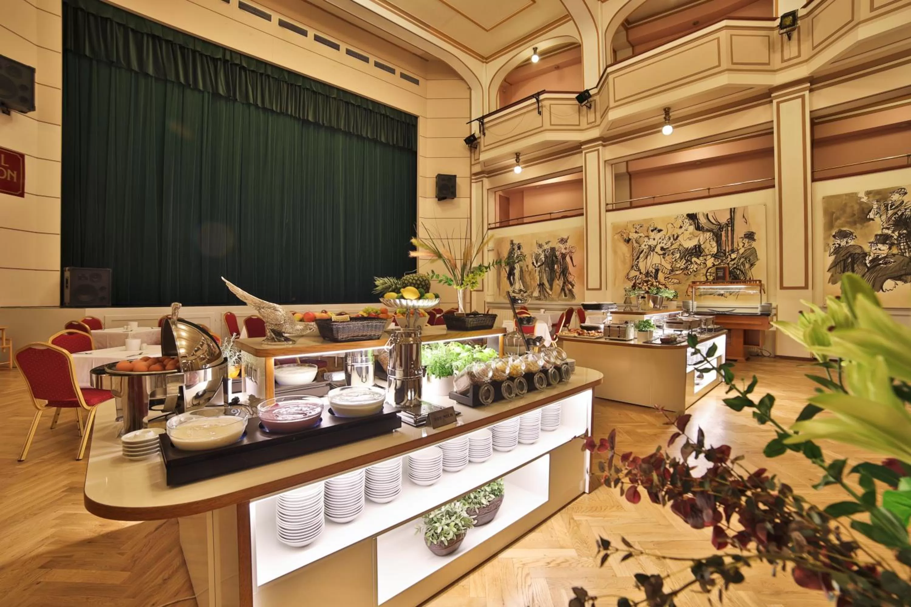 Buffet breakfast in Hotel Ariston Prague