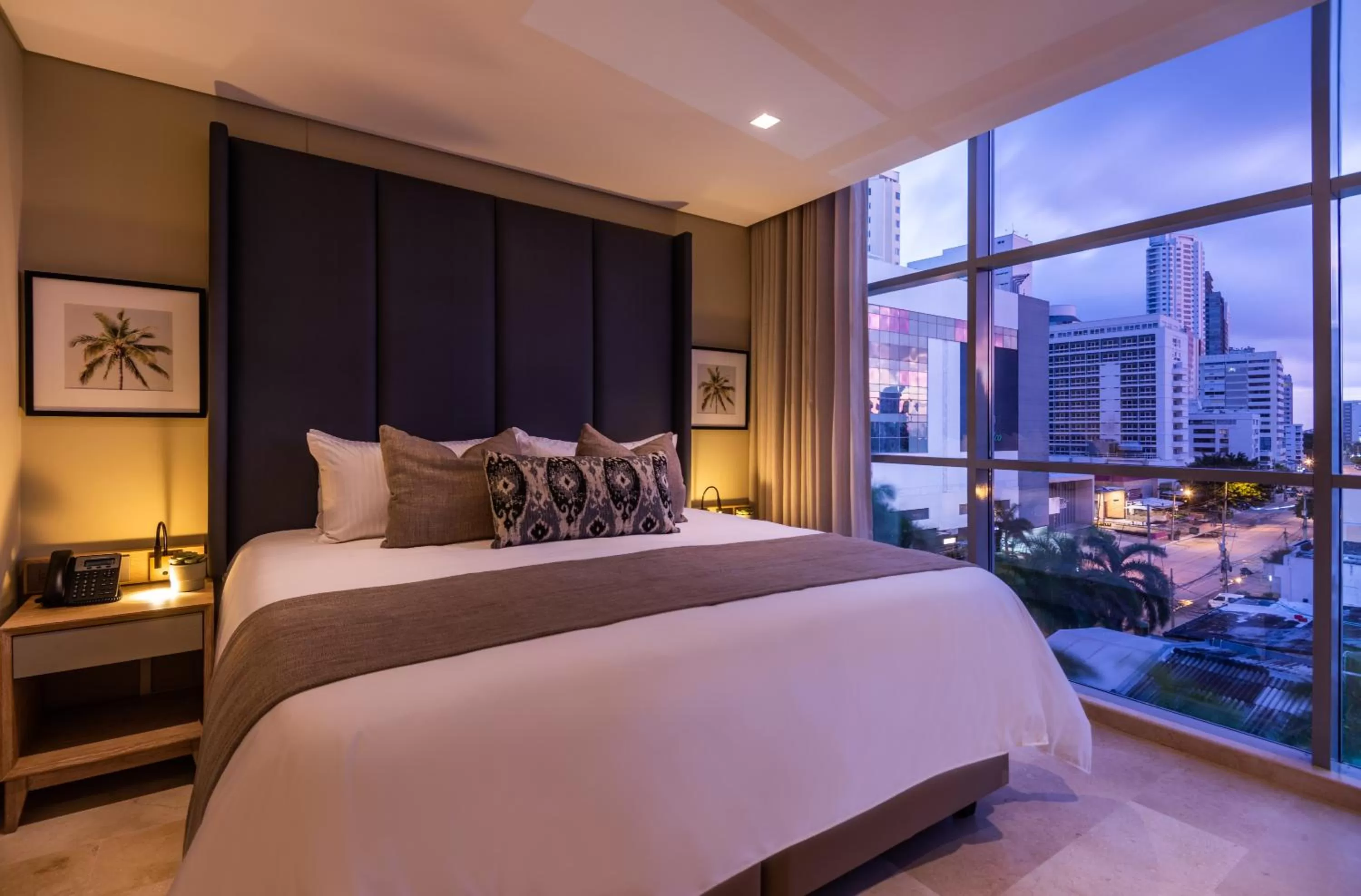 Bed in Oz Hotel Luxury