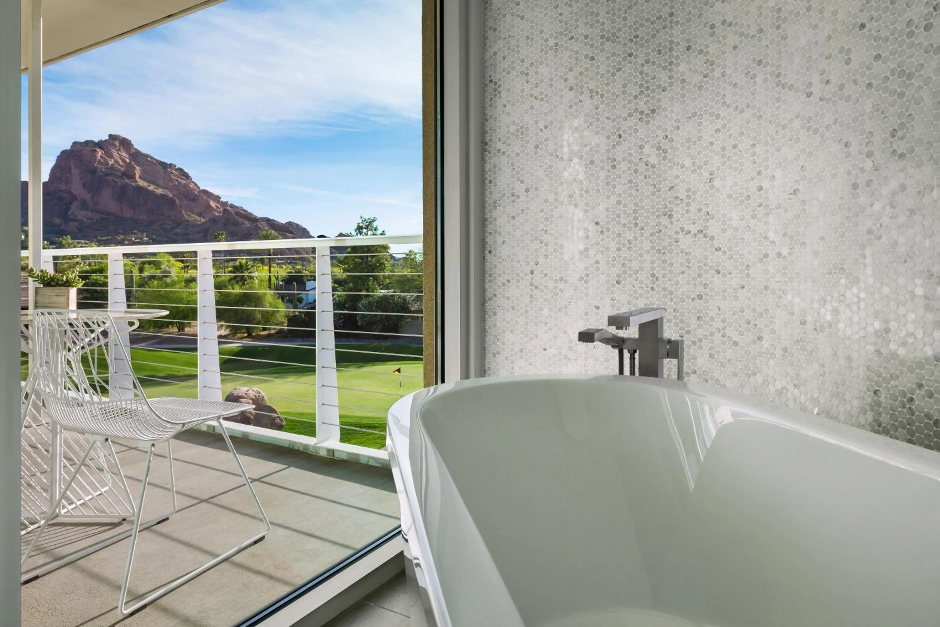 Hot Tub in Mountain Shadows Resort Scottsdale