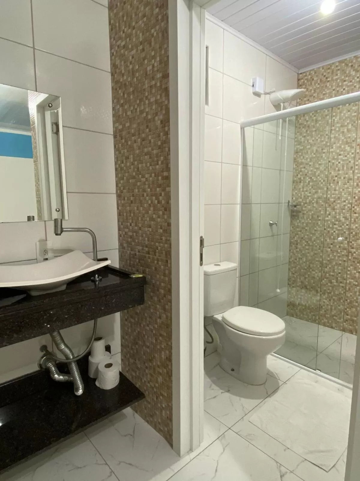 Bathroom in Pousada Casa do Luiggi