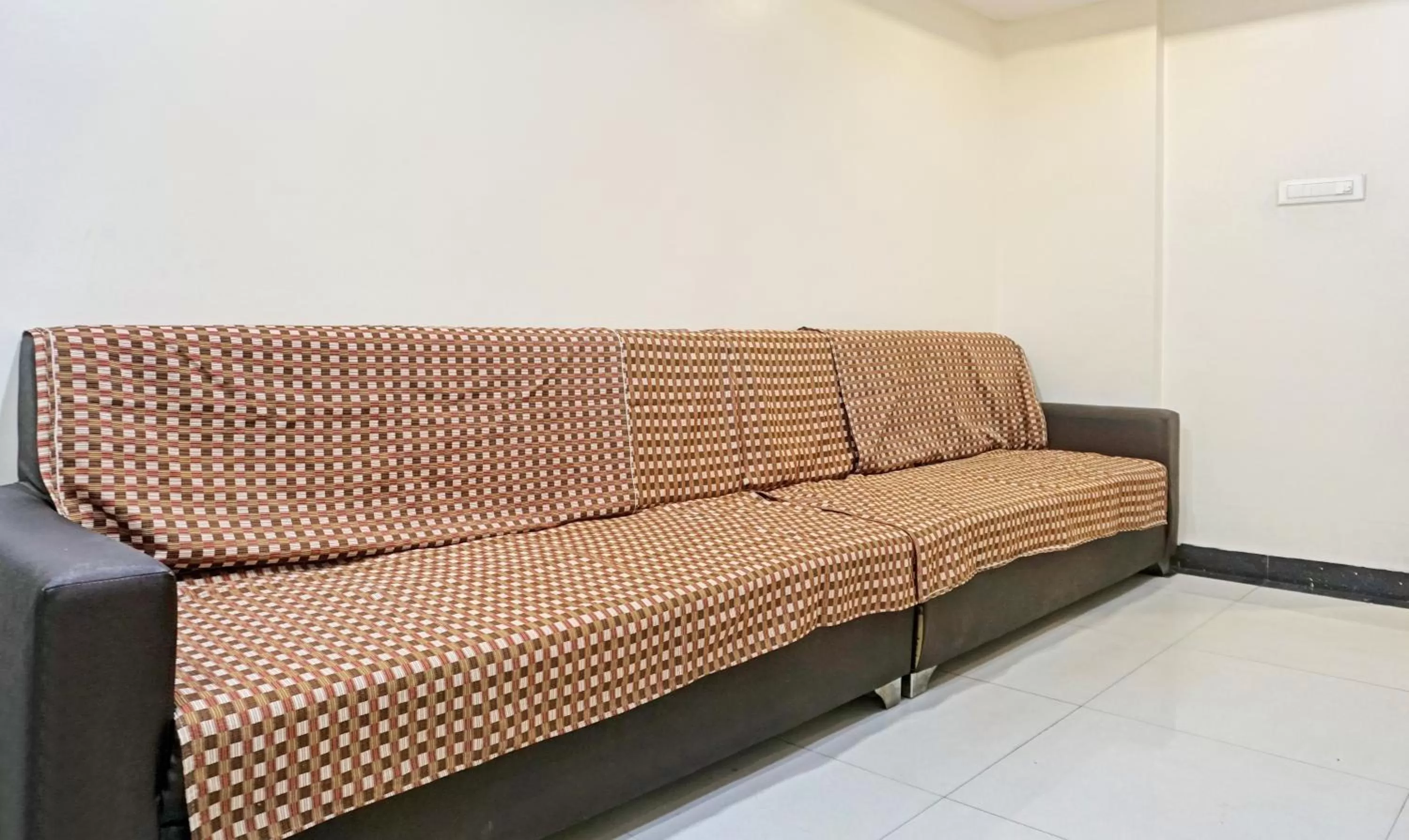 Seating Area in Treebo Trend Chetan Executive Hadapsar Phursungi