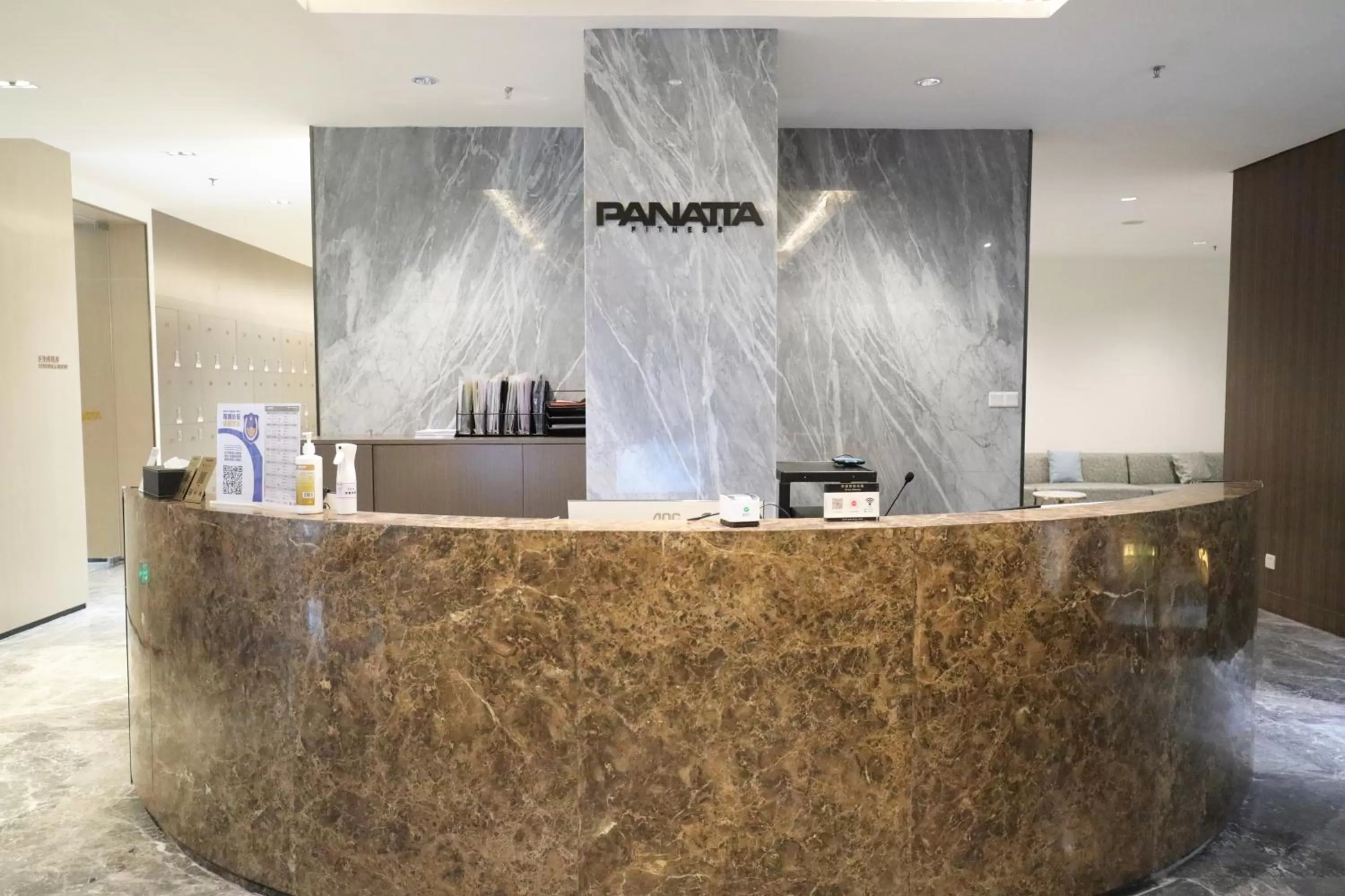 Fitness centre/facilities in Crowne Plaza Shenzhen Futian, Near to Shenzhen Convention&Exhibition Centre, Shenzhen Stock Exchange and Shenzhen Civic Center, Outdoor Heated Pool