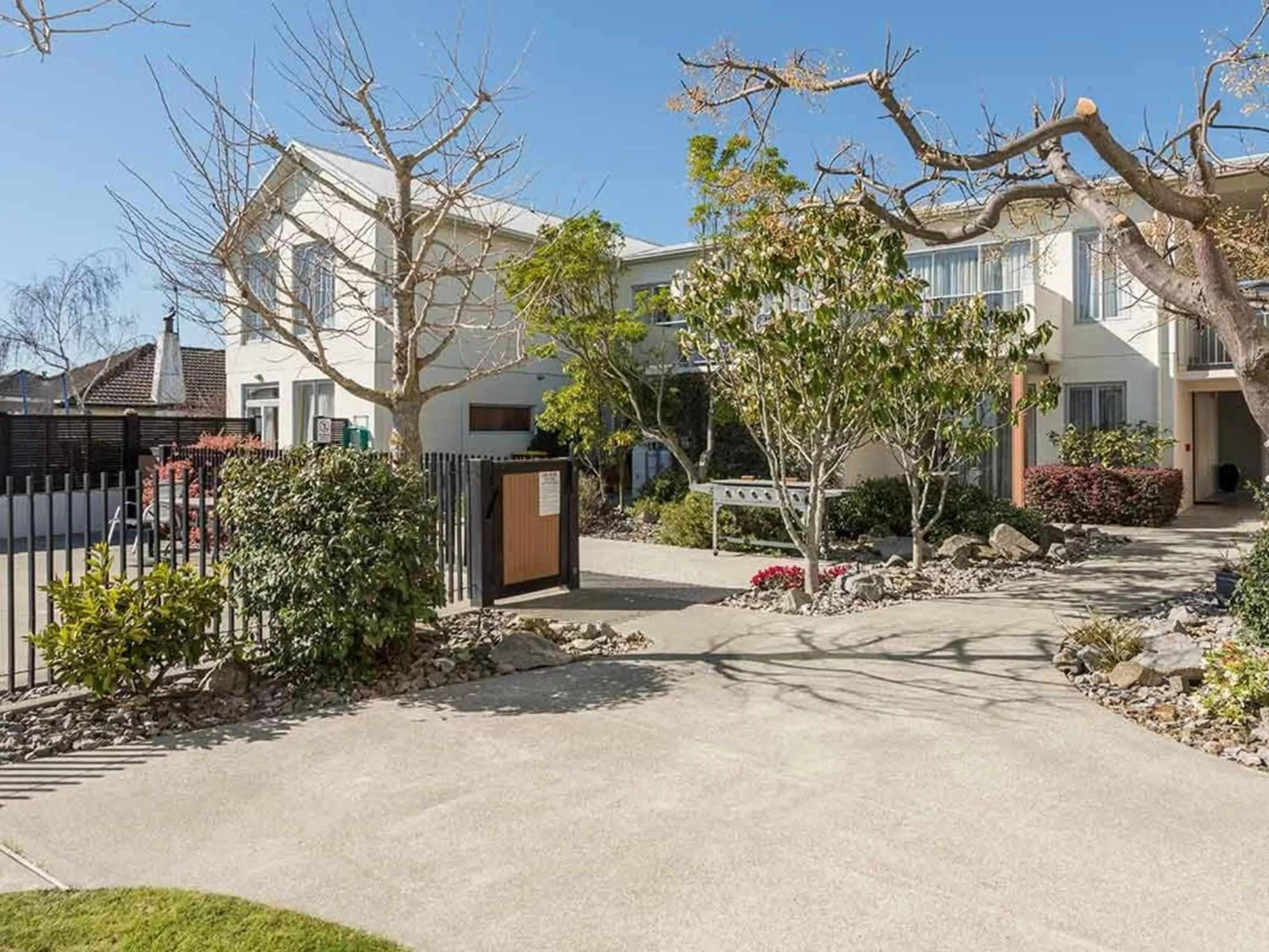 Property building in Parkside Motel