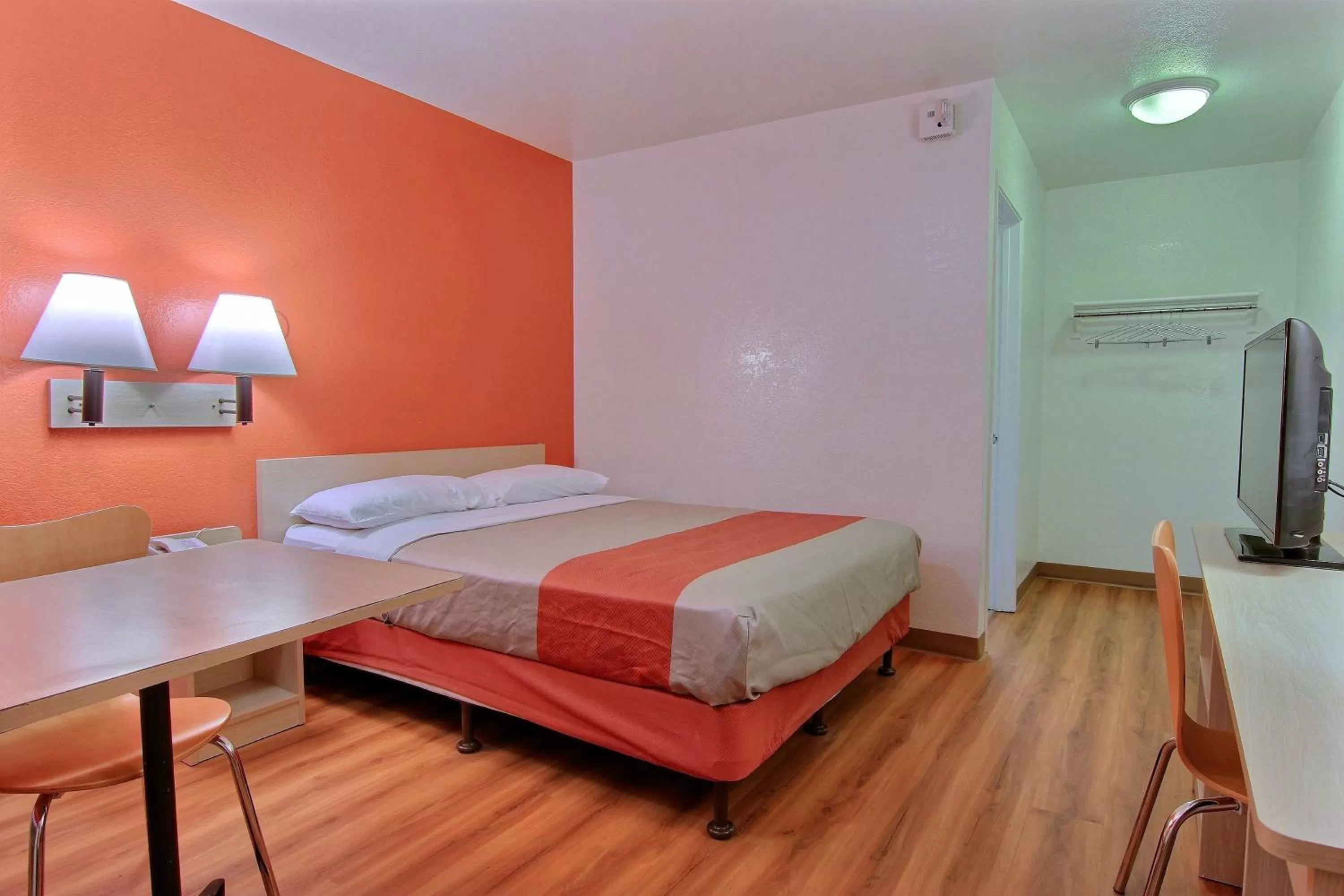 Bedroom, Bed in Motel 6-Corpus Christi, TX - Northwest