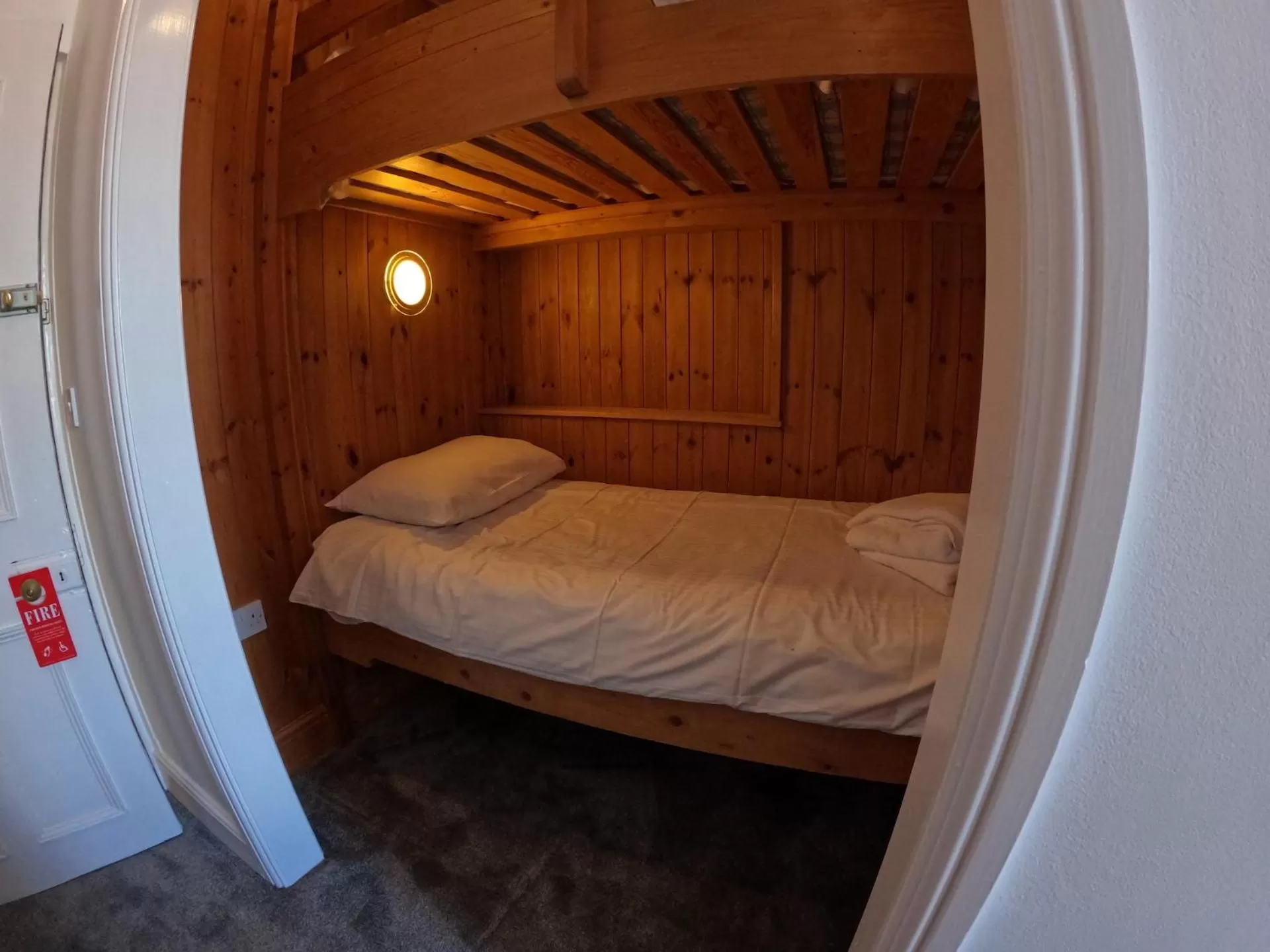 Bed in The Grove Falmouth