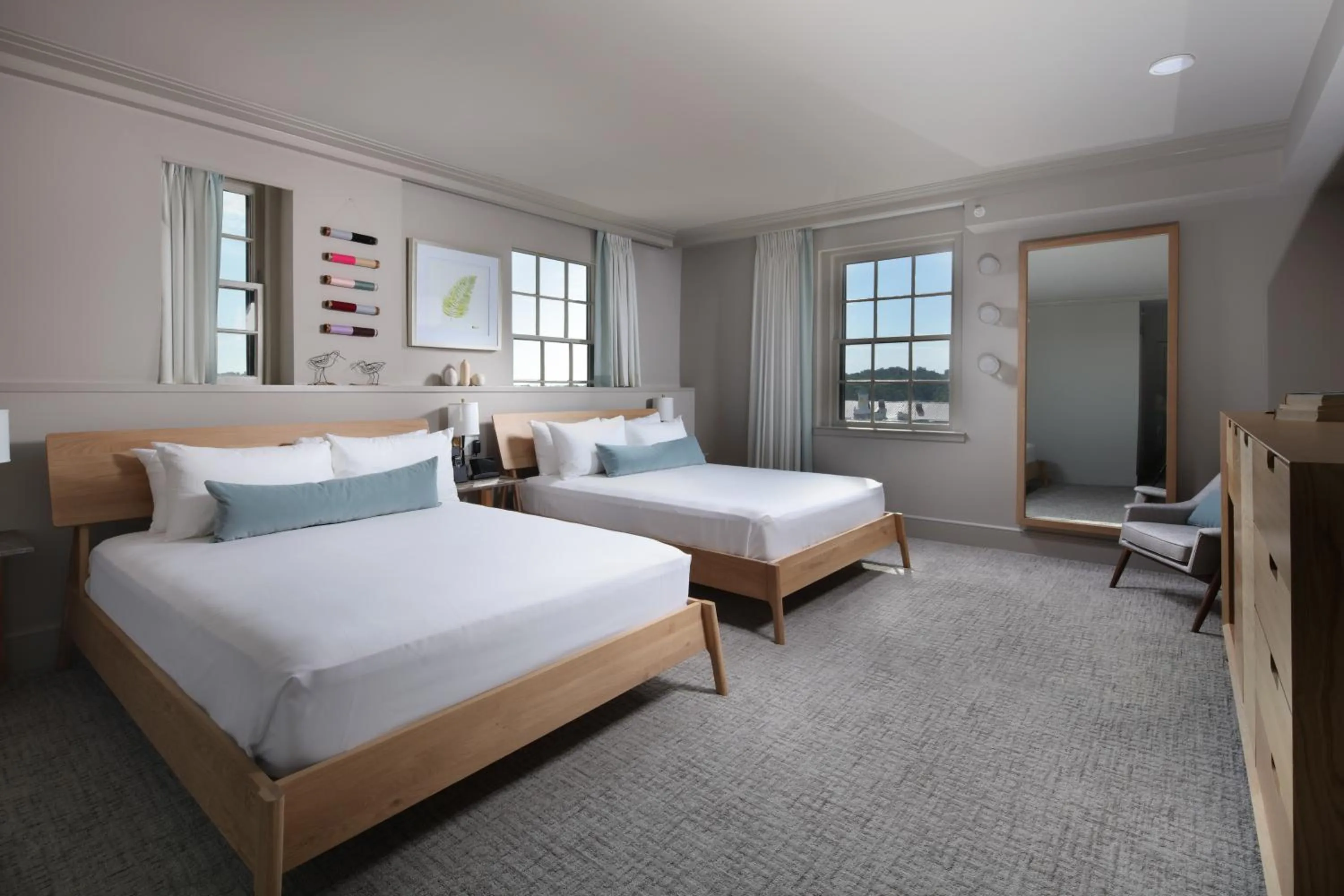 Bed in Hotel Weyanoke