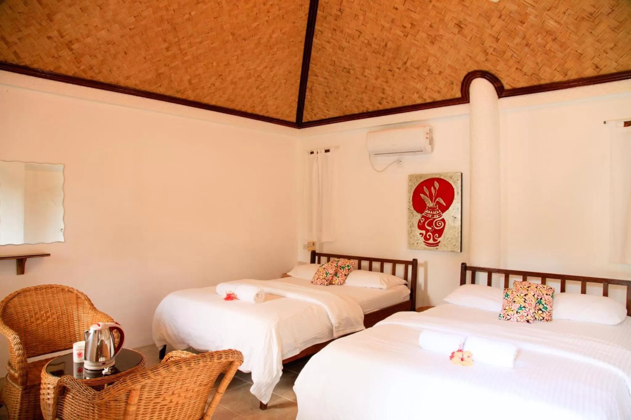 Bedroom, Bed in Sunz en Coron Resort