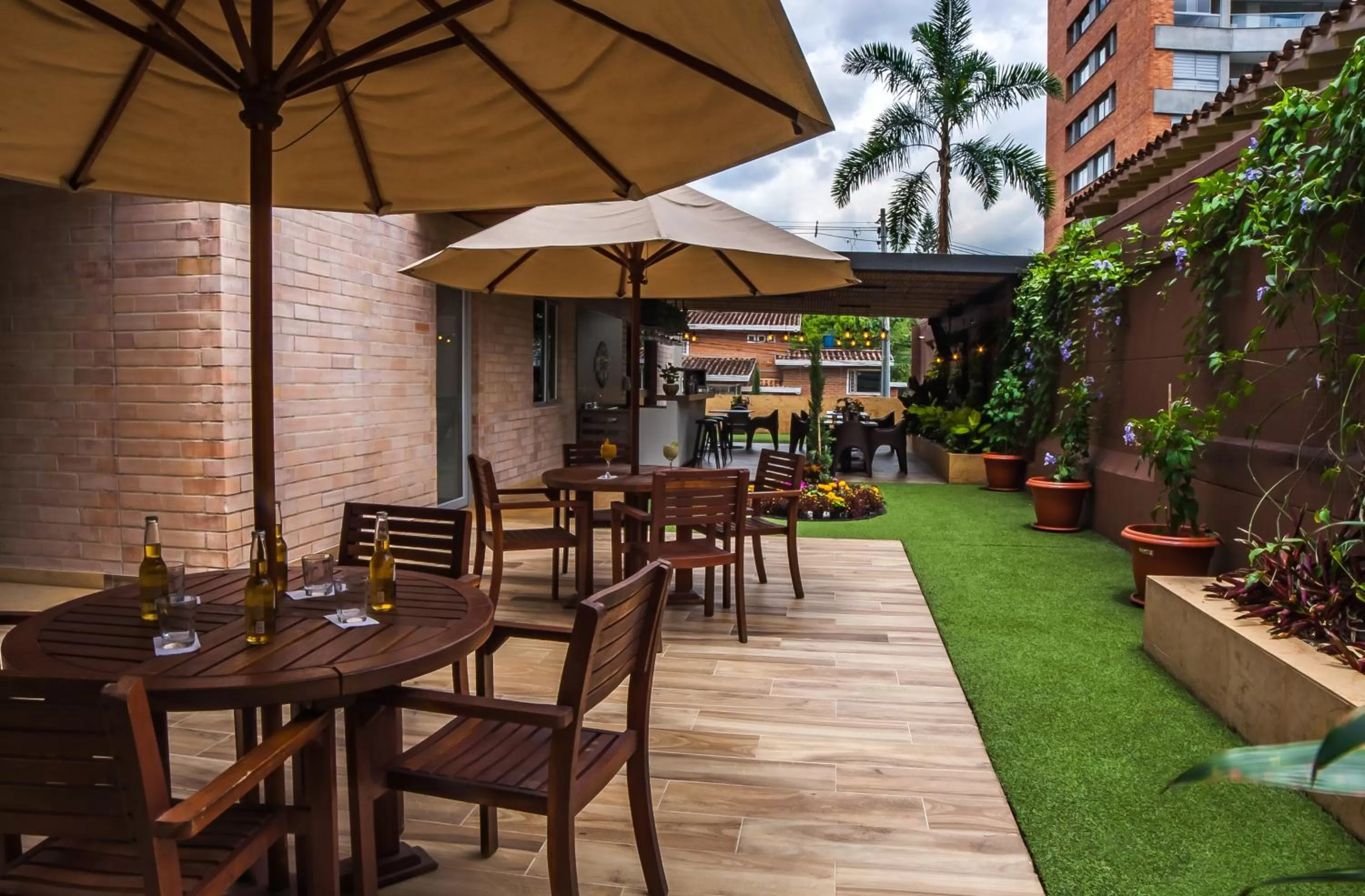 Patio in Hotel Lomas 10 Medellin