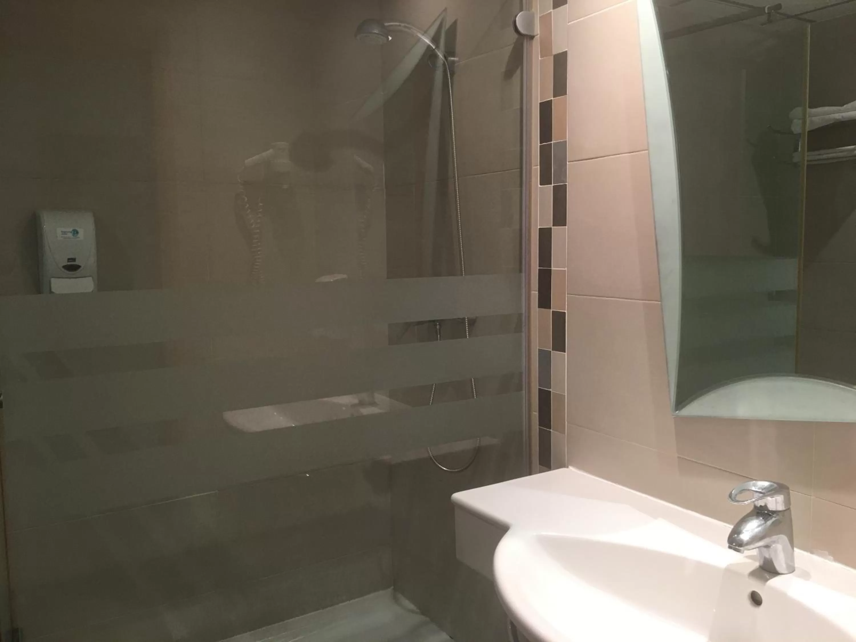 Photo of the whole room in Hotel La Bodega