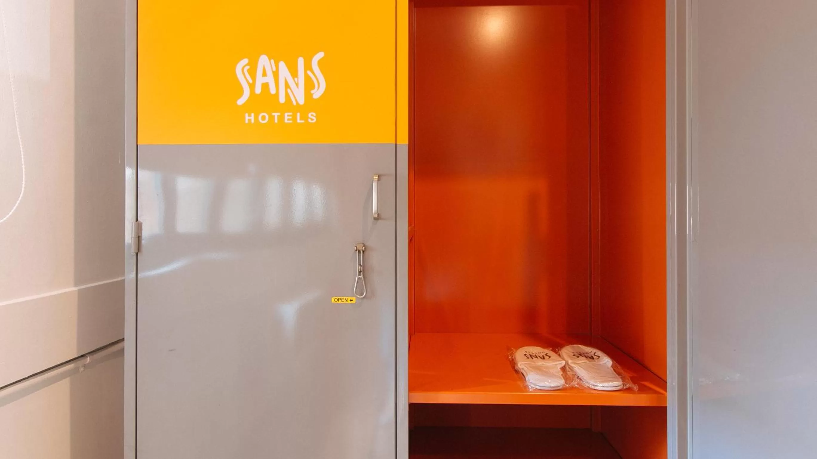 Other in Sans Hotel Laperal Manila