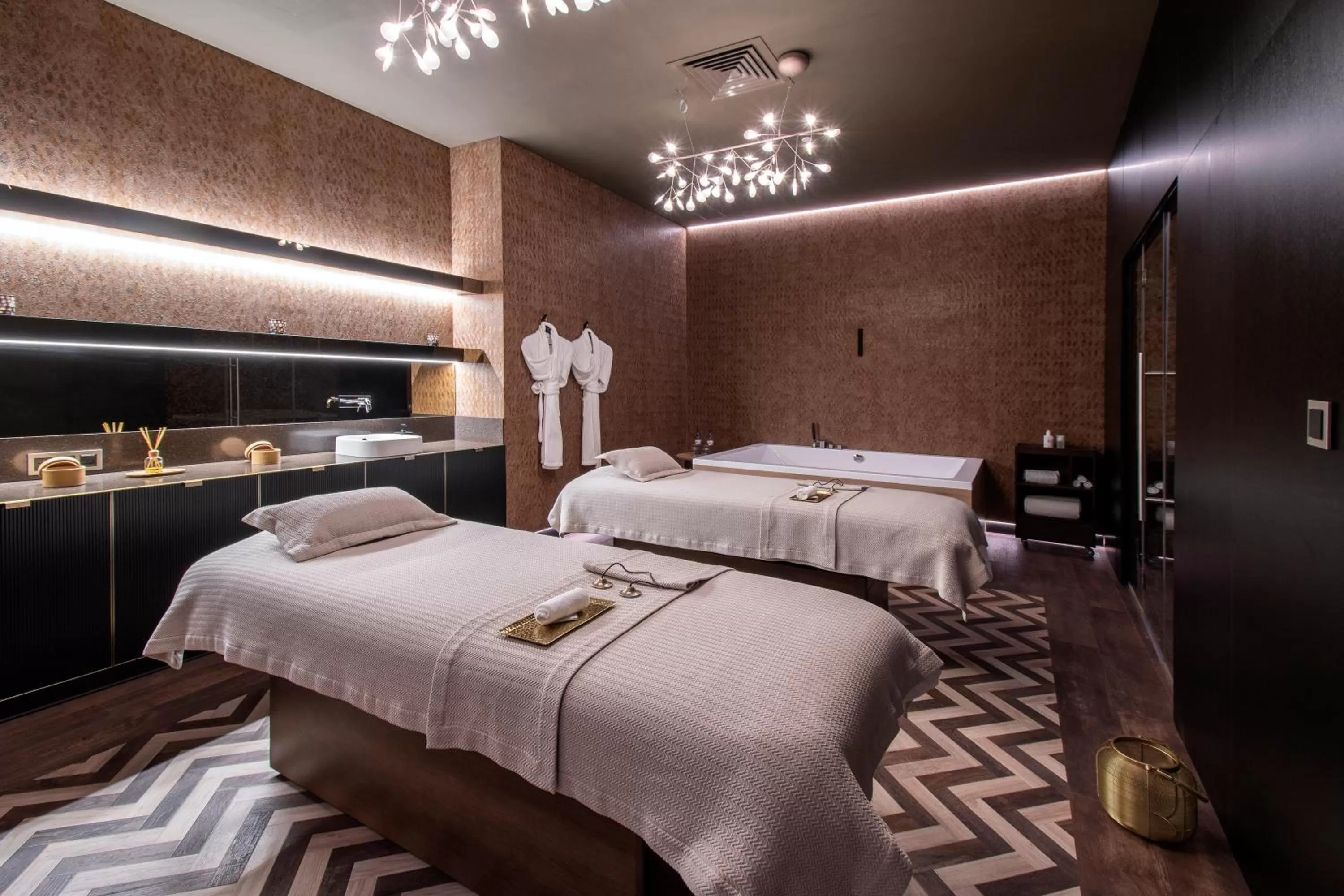 Spa and wellness centre/facilities, Bed in EPIC SANA Marquês Hotel