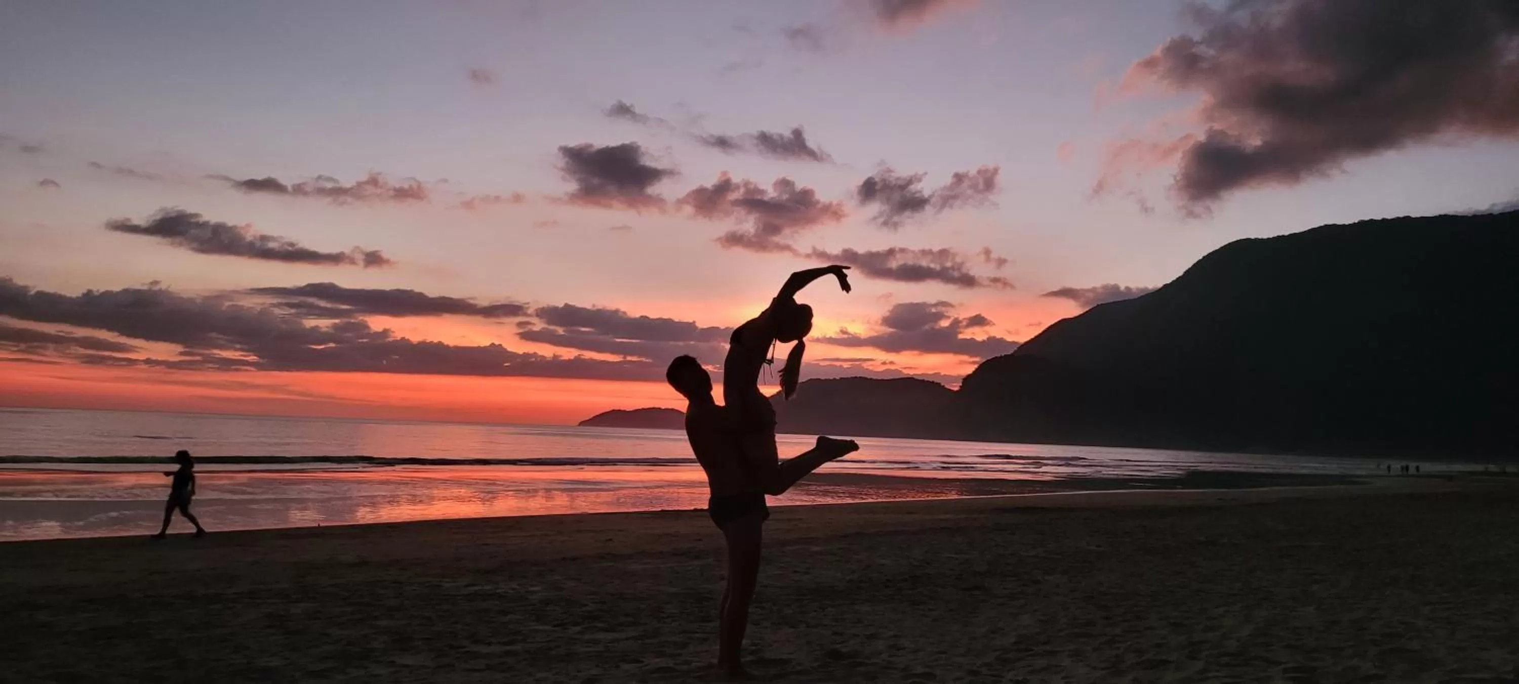 Pousada e SPA Shiva São Sebastião 200mts da praia